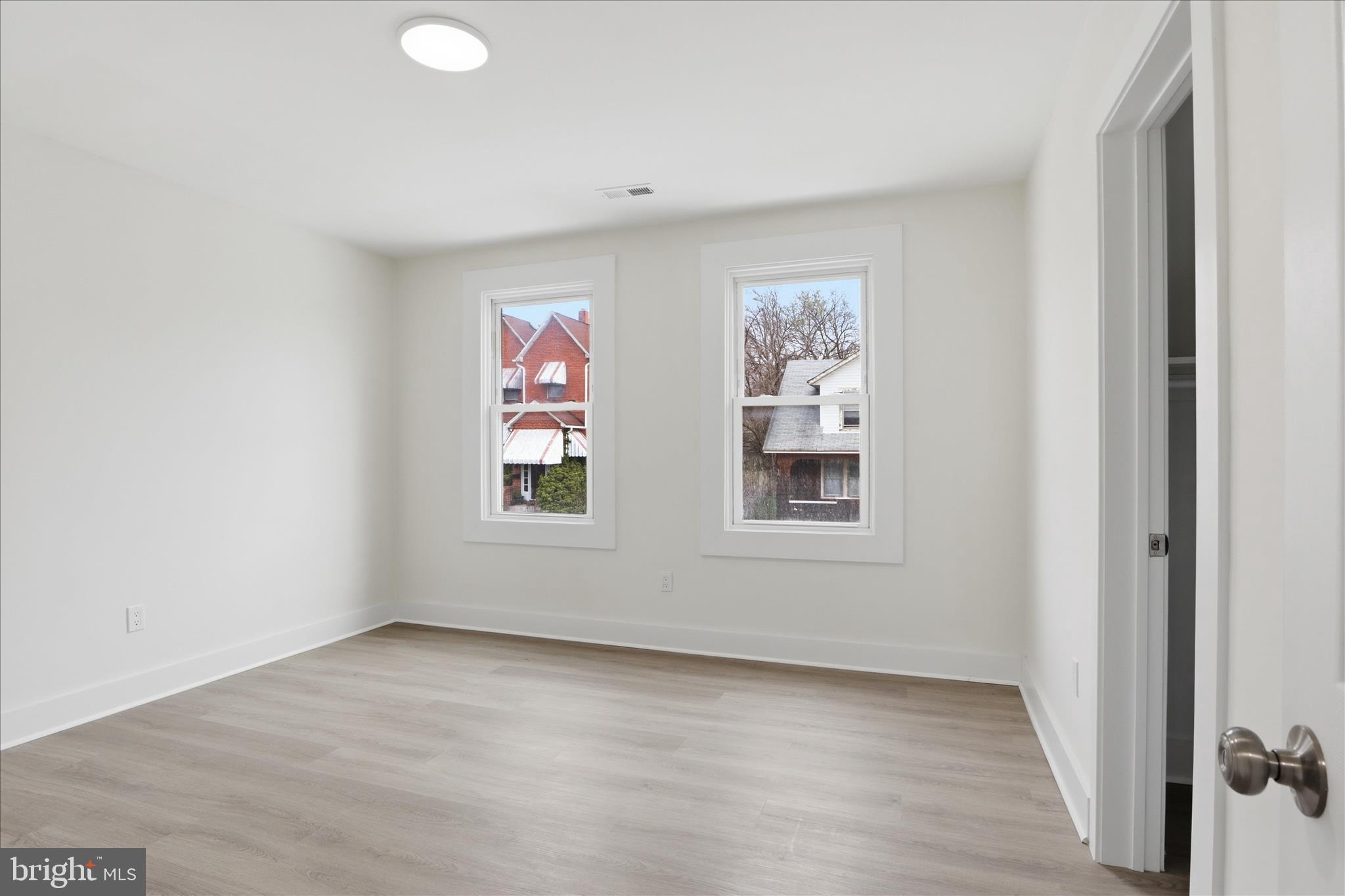 HAMILTON HEIGHTS - Residential