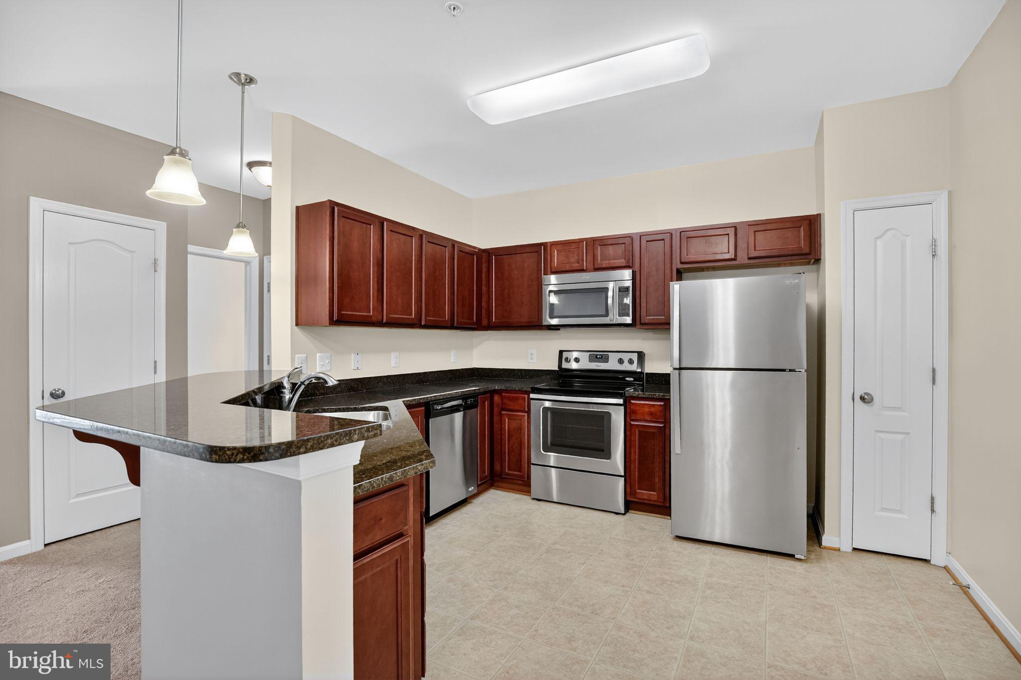 THE RESIDENCES OF WILDEWOOD - Residential