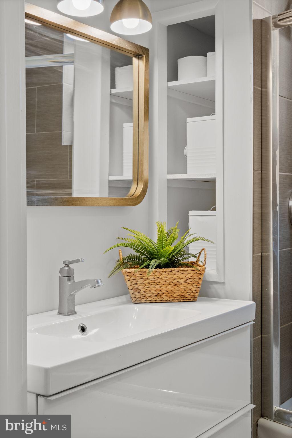 PASSYUNK SQUARE - Residential