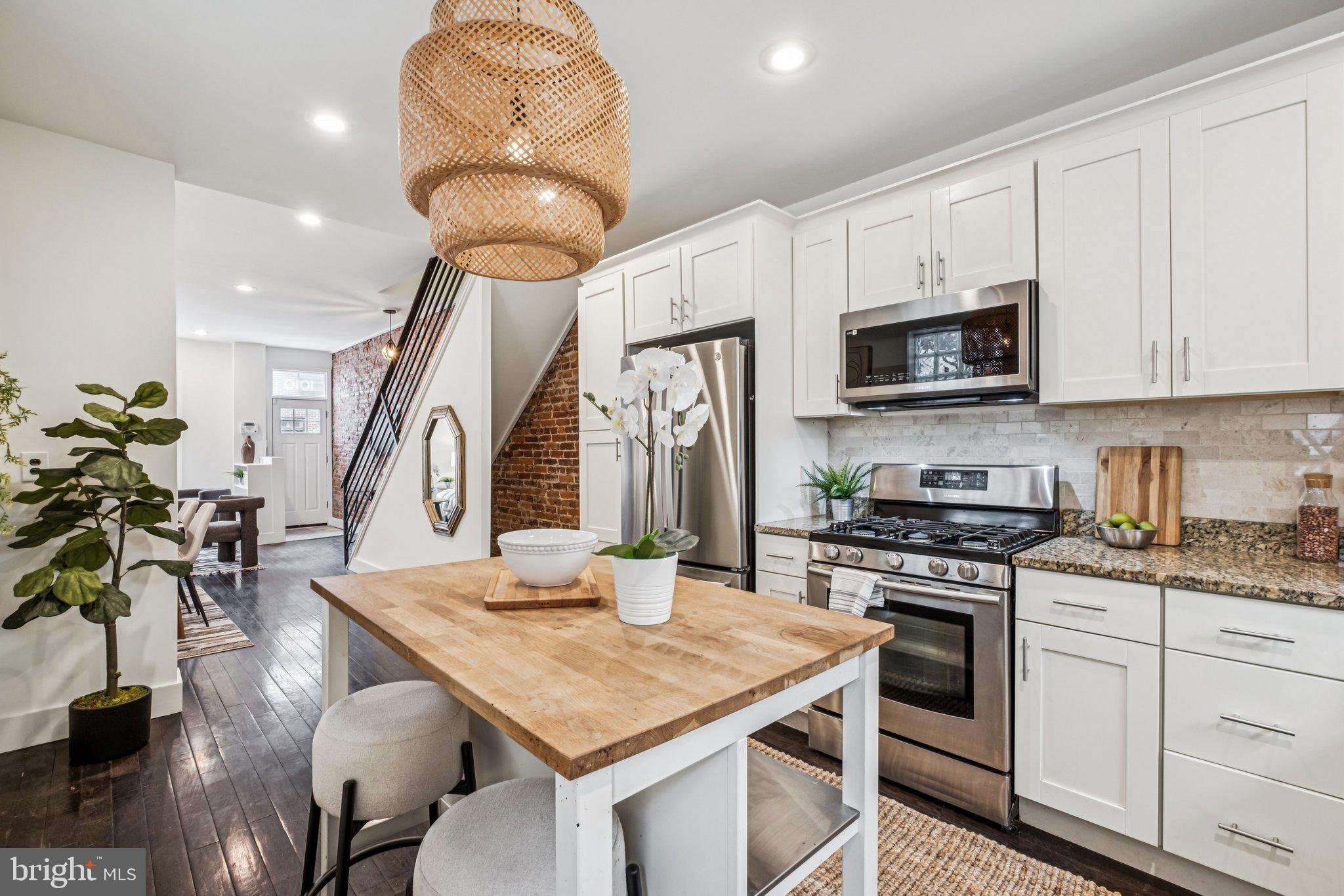 PASSYUNK SQUARE - Residential