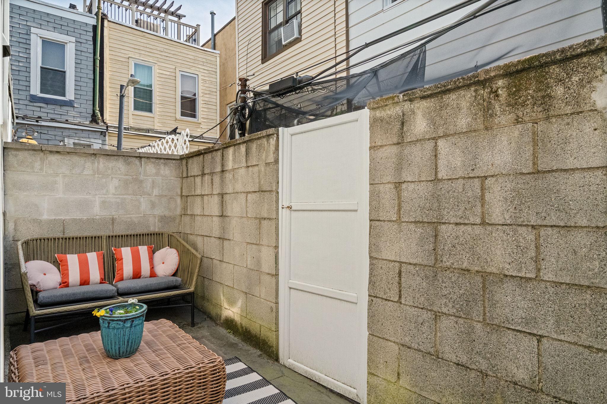 PASSYUNK SQUARE - Residential