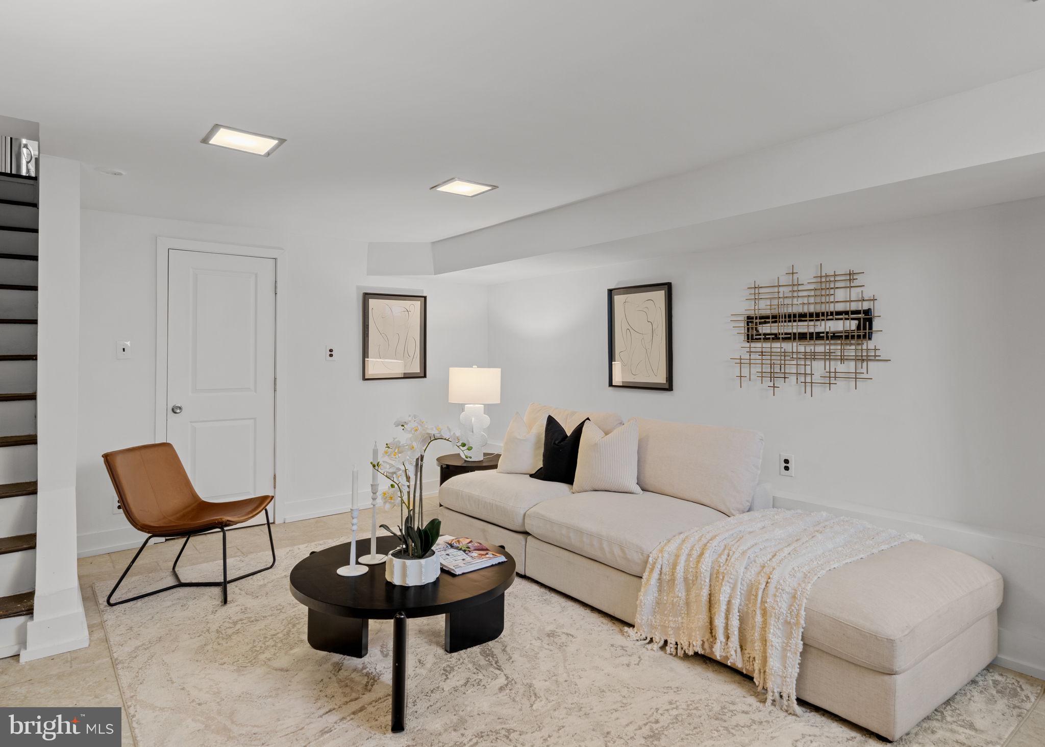 PASSYUNK SQUARE - Residential