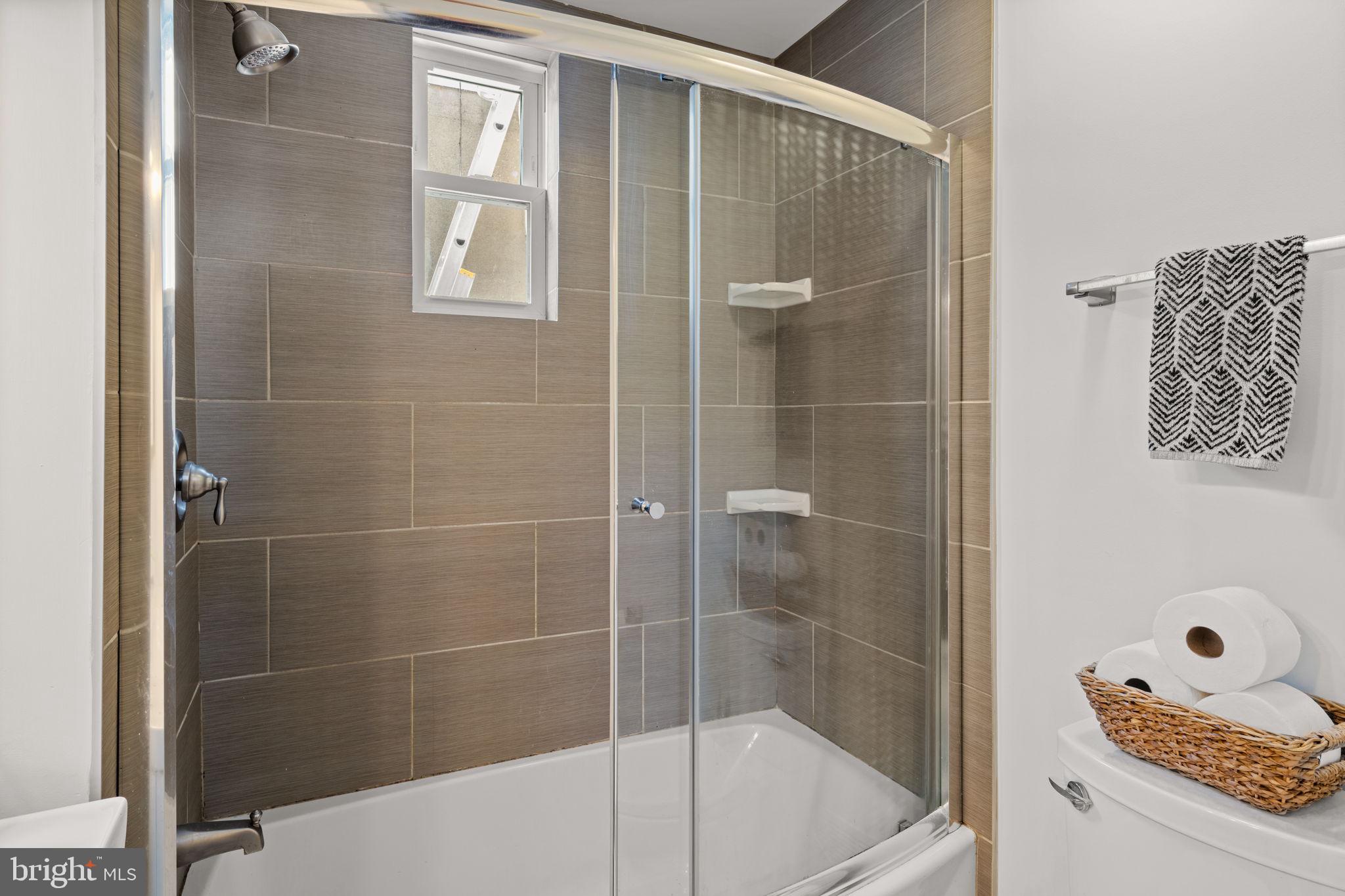 PASSYUNK SQUARE - Residential