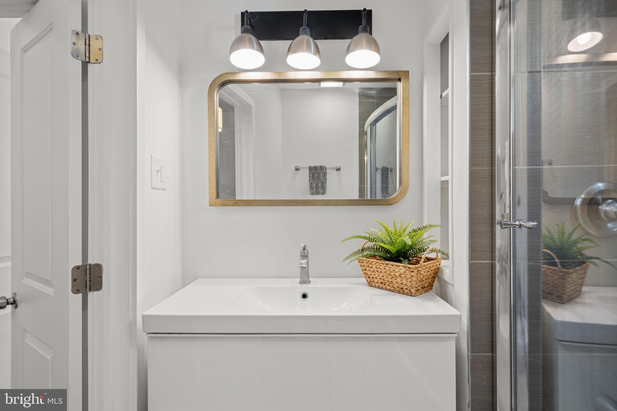 PASSYUNK SQUARE - Residential