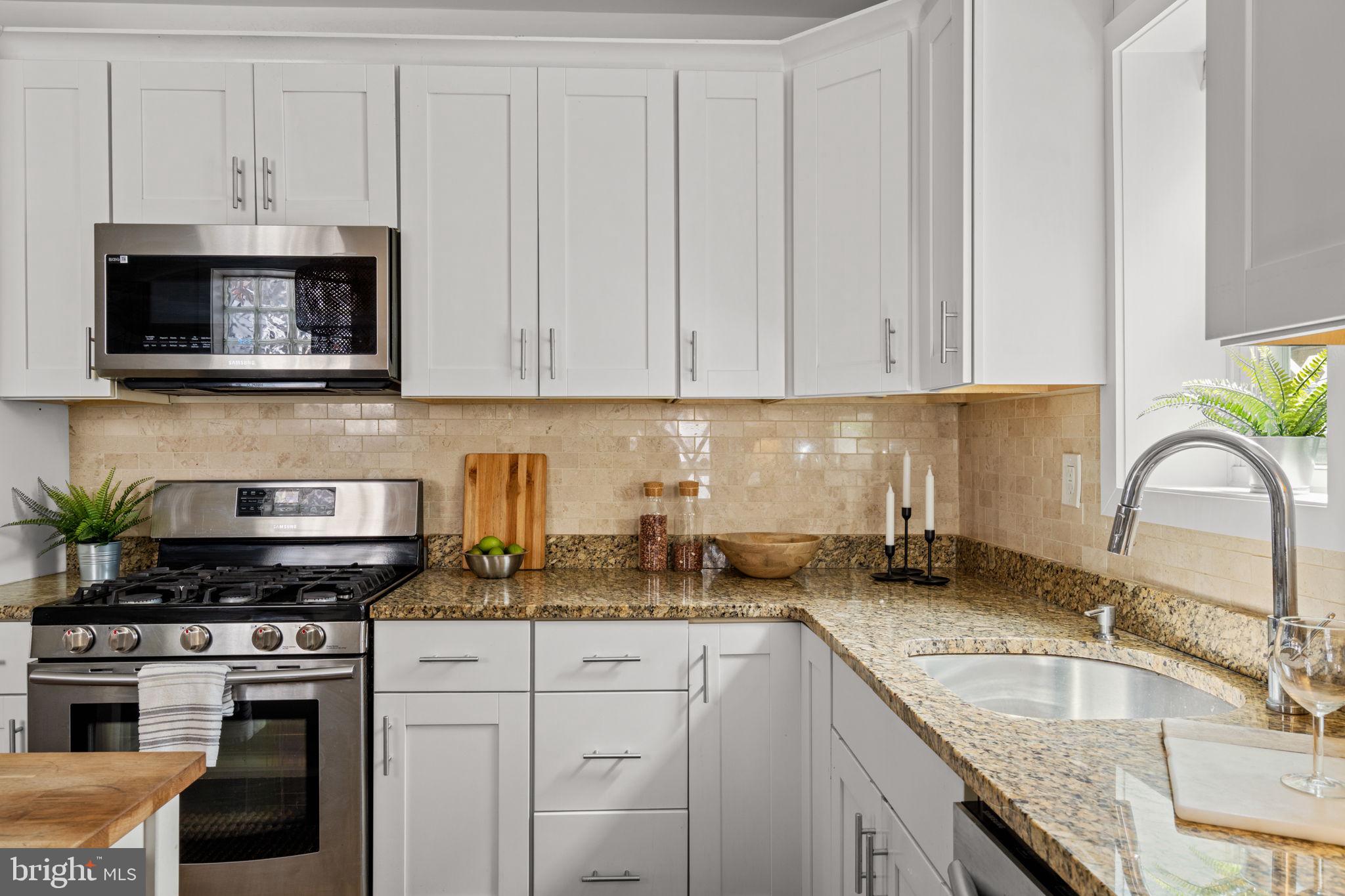 PASSYUNK SQUARE - Residential