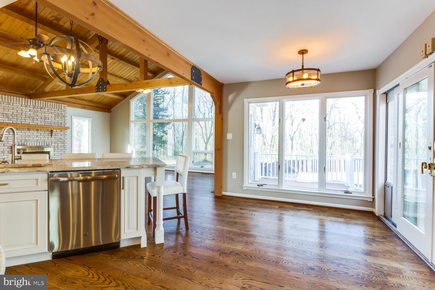 WOODFIELD - Residential