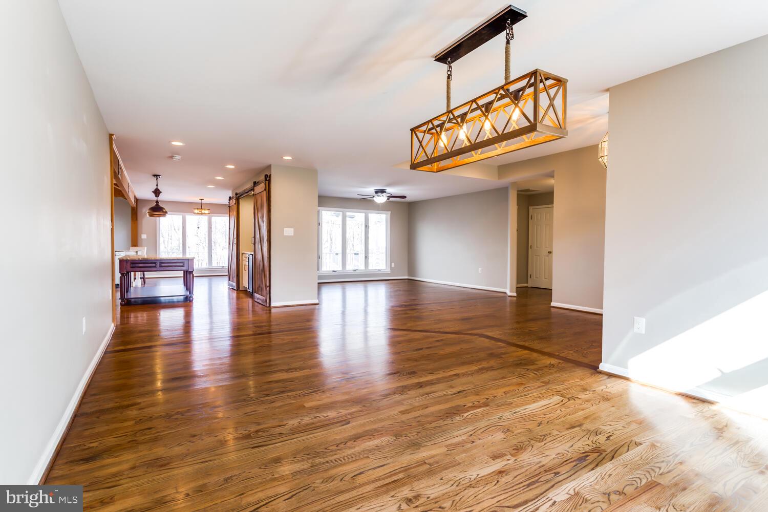 WOODFIELD - Residential