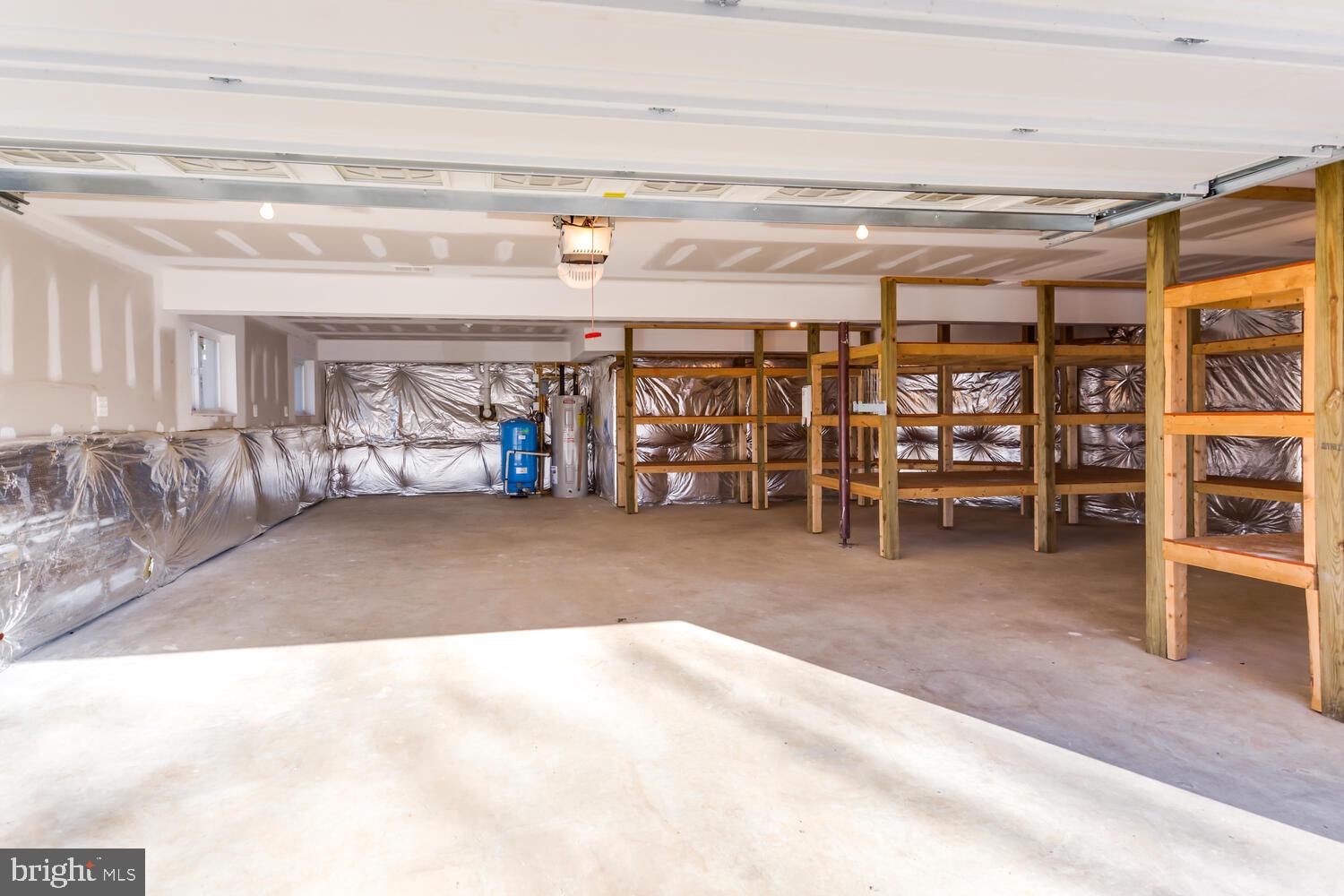 WOODFIELD - Residential