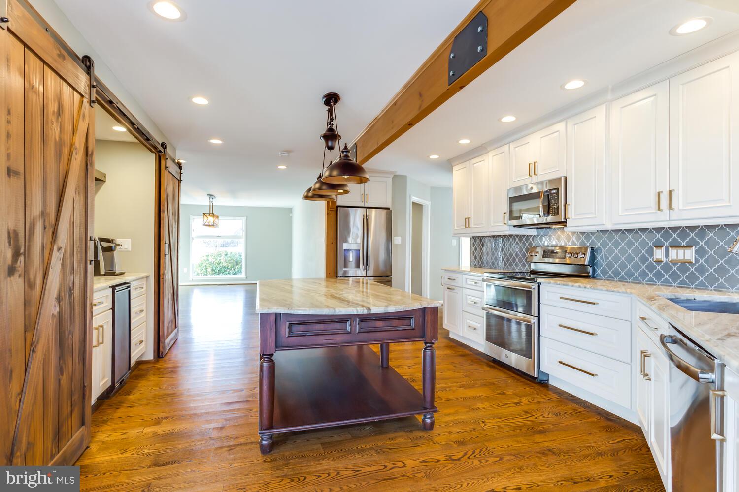 WOODFIELD - Residential