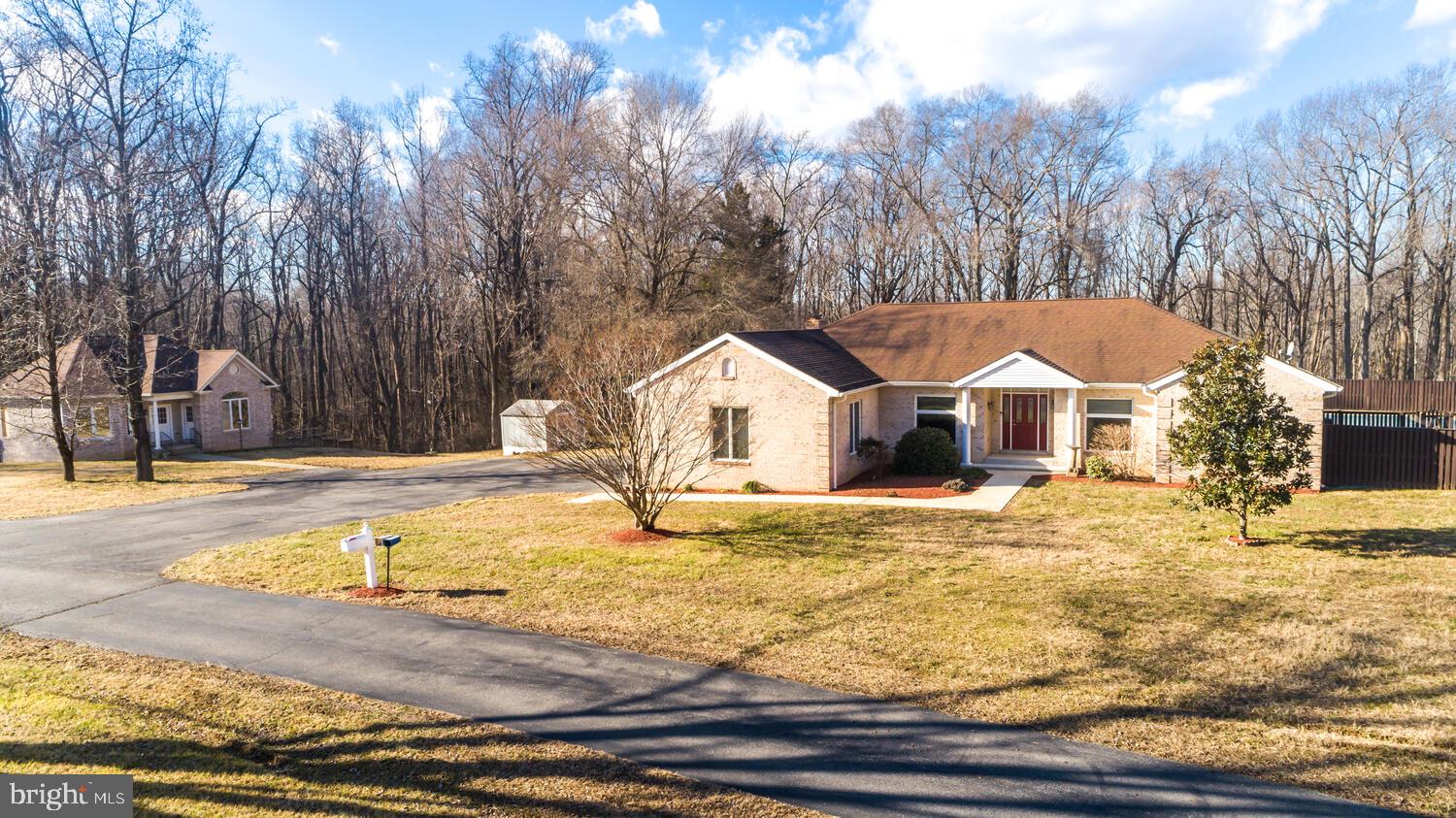 WOODFIELD - Residential