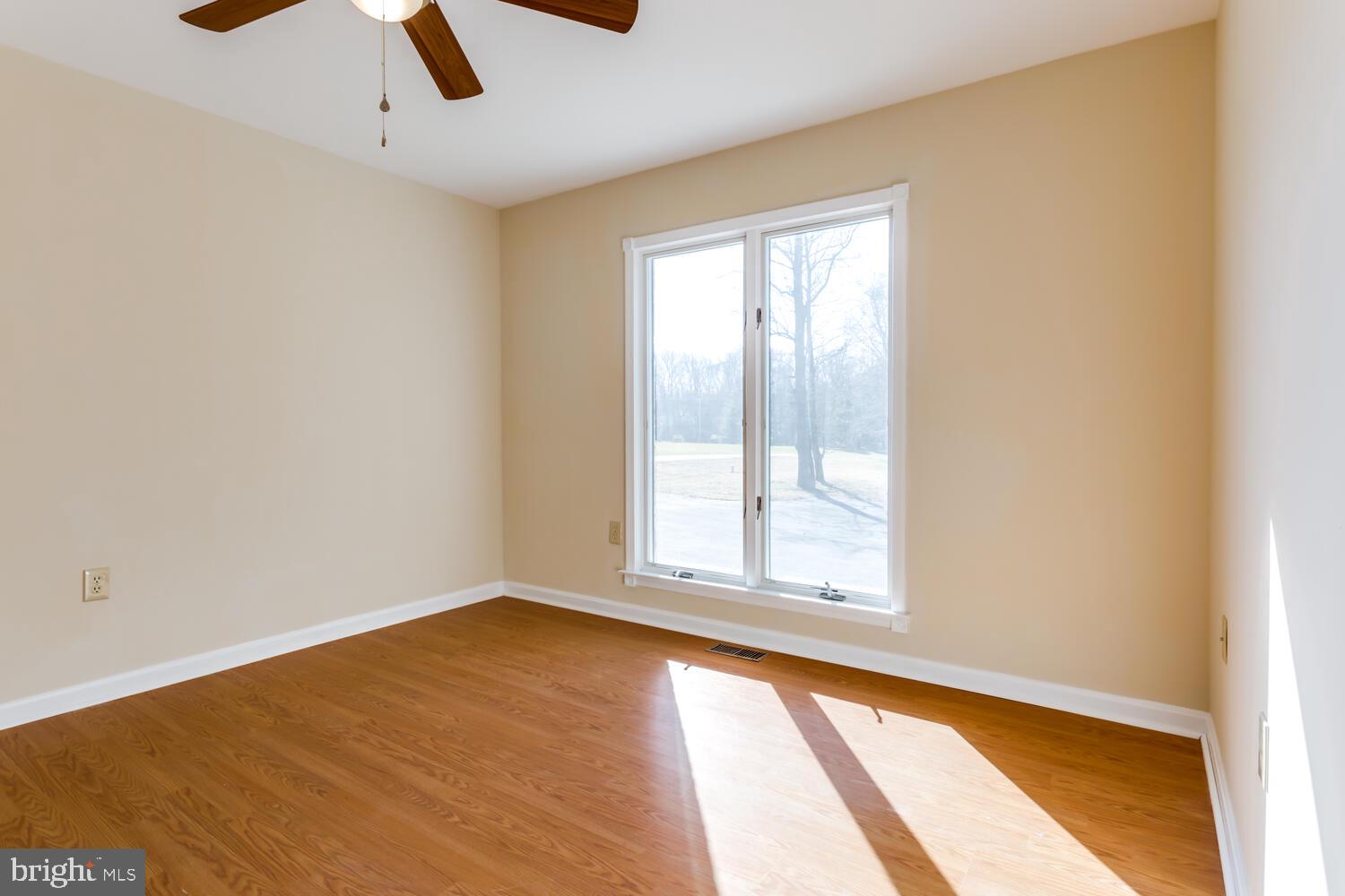 WOODFIELD - Residential