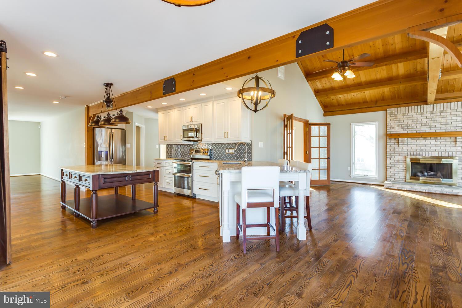 WOODFIELD - Residential