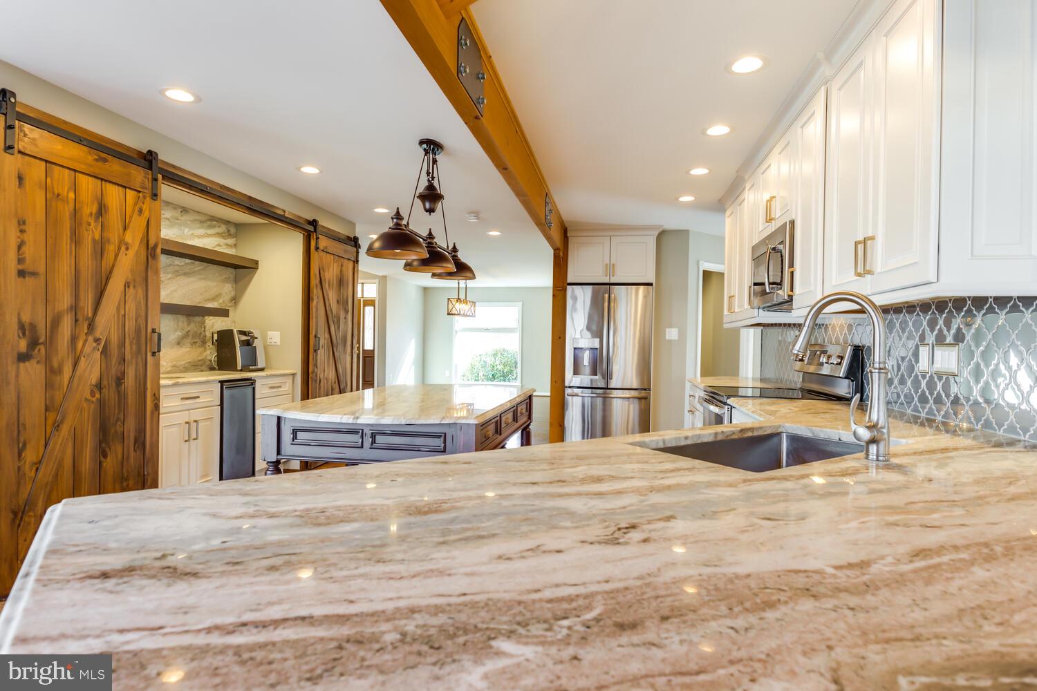 WOODFIELD - Residential