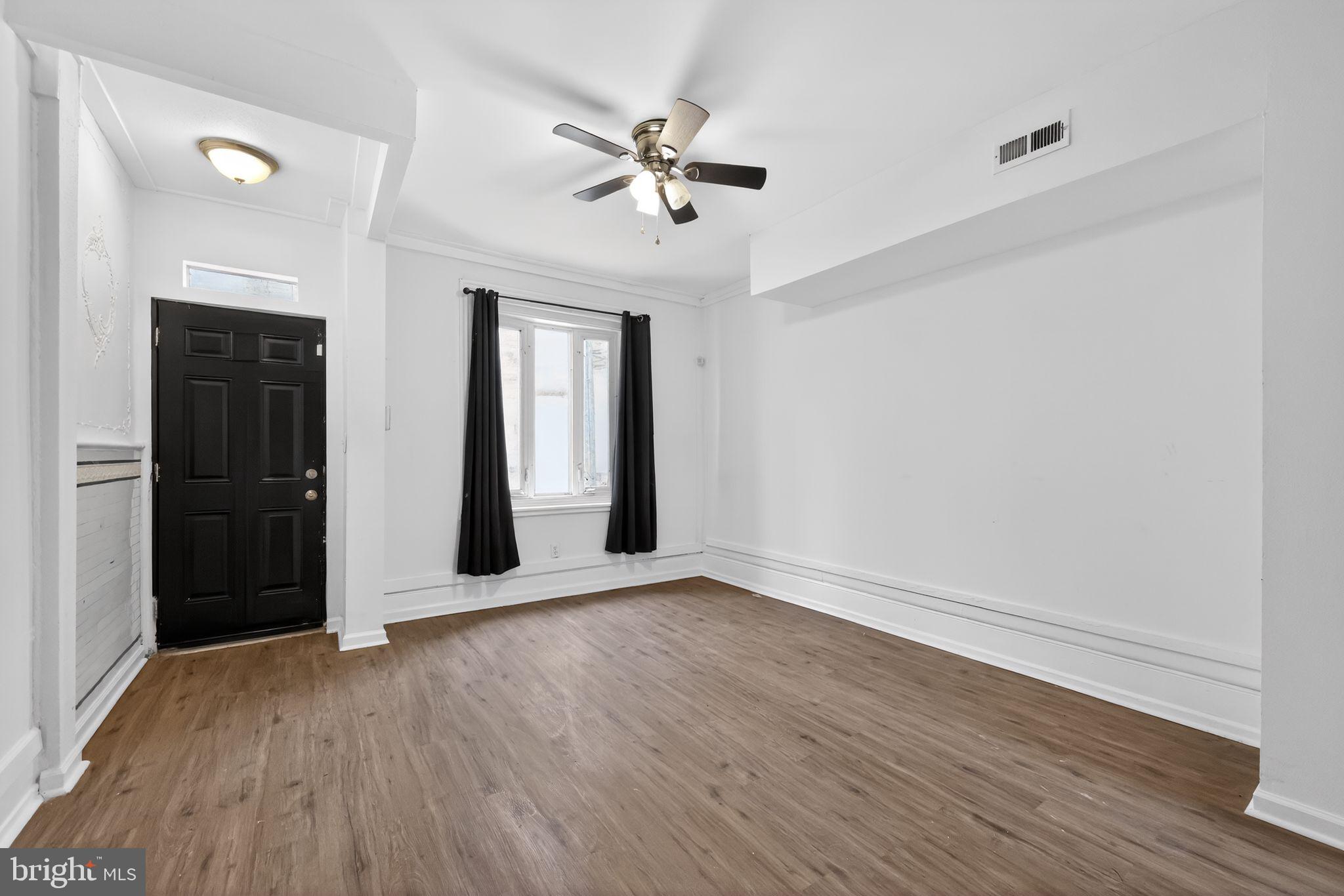 LUDLOW - Residential