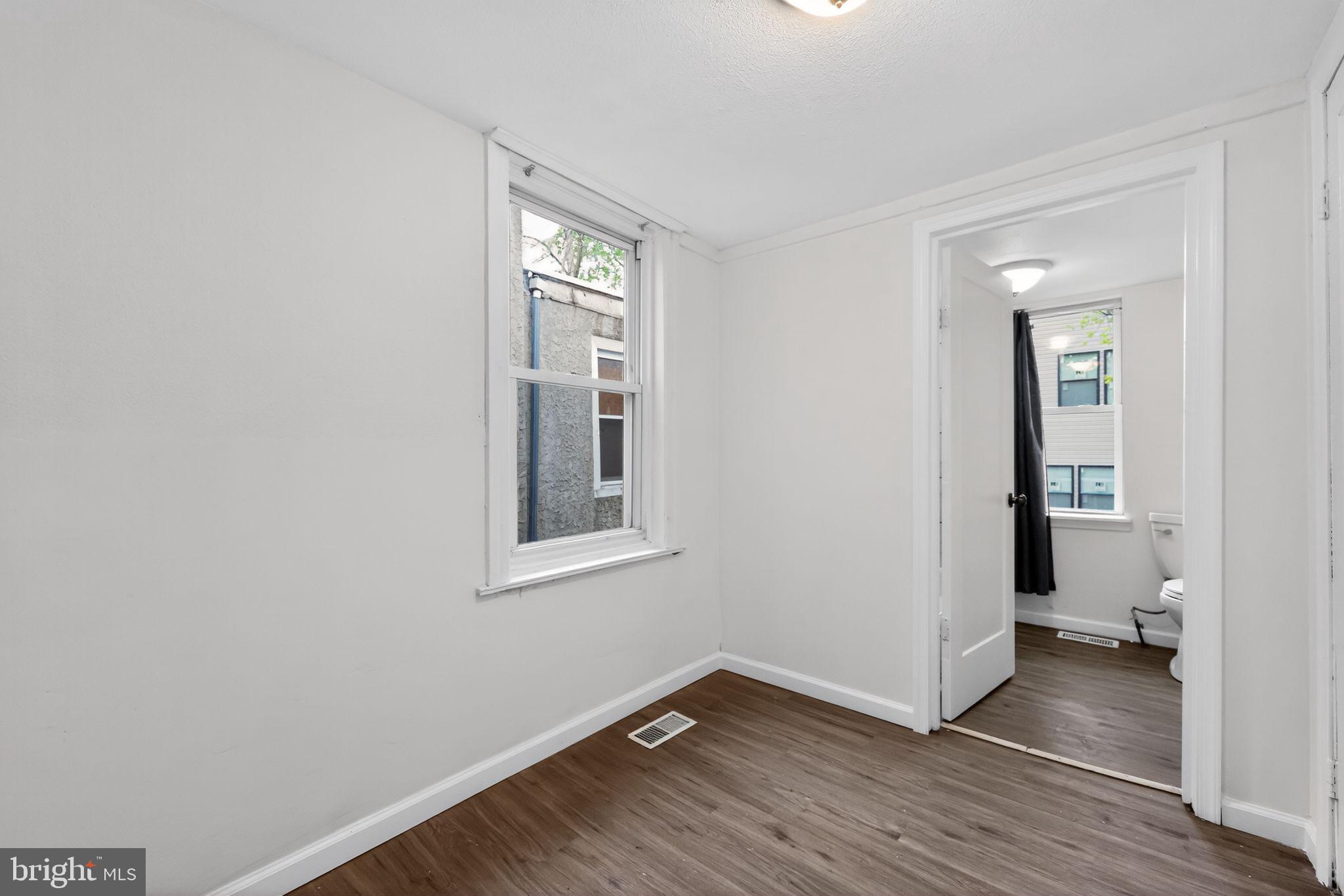 LUDLOW - Residential