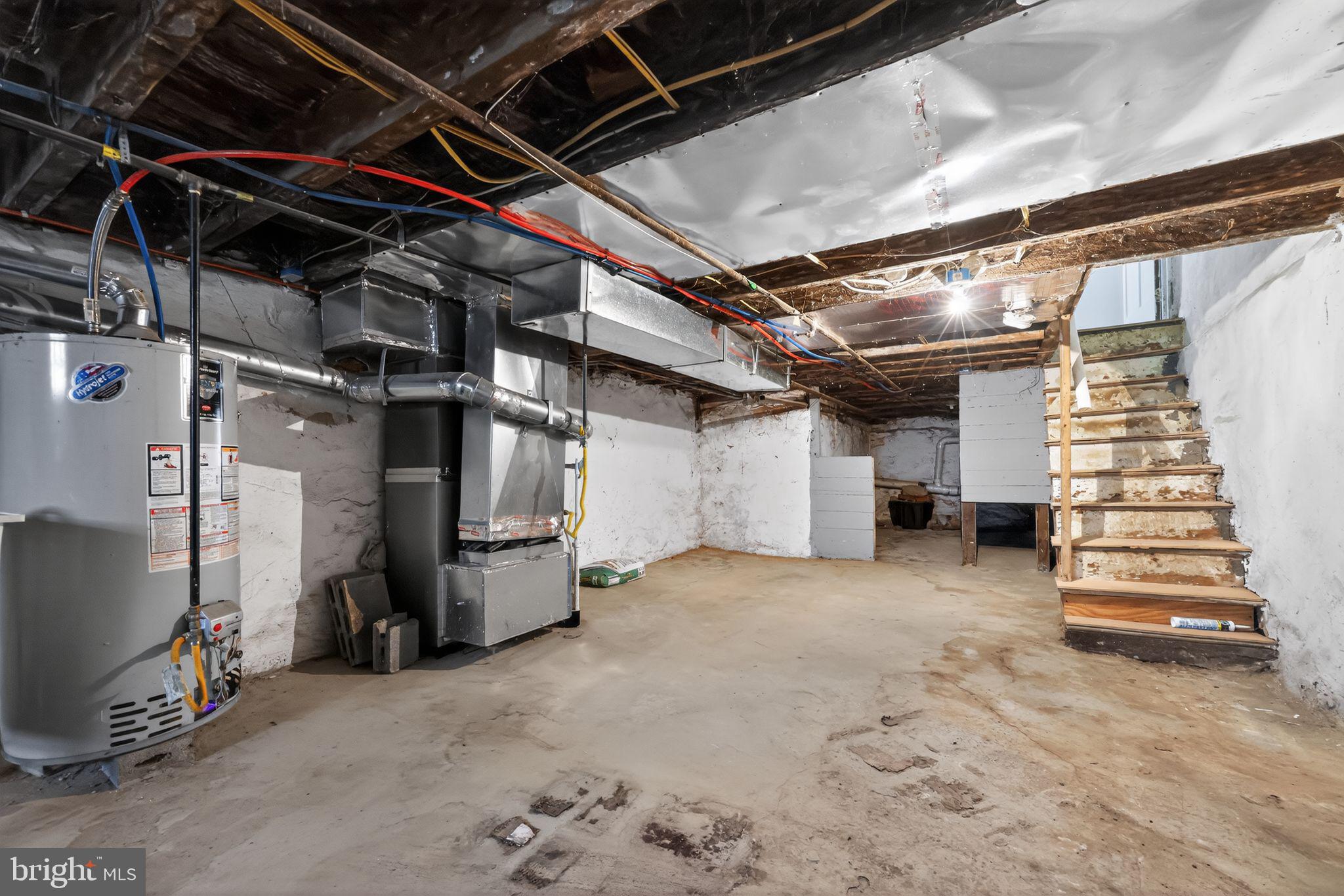 LUDLOW - Residential