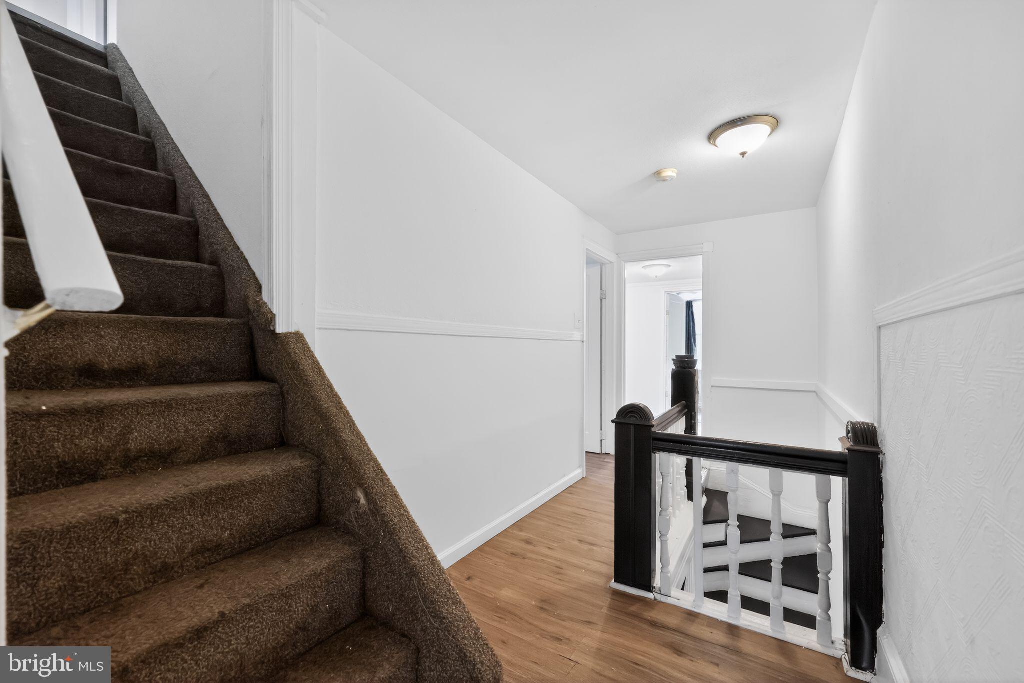 LUDLOW - Residential