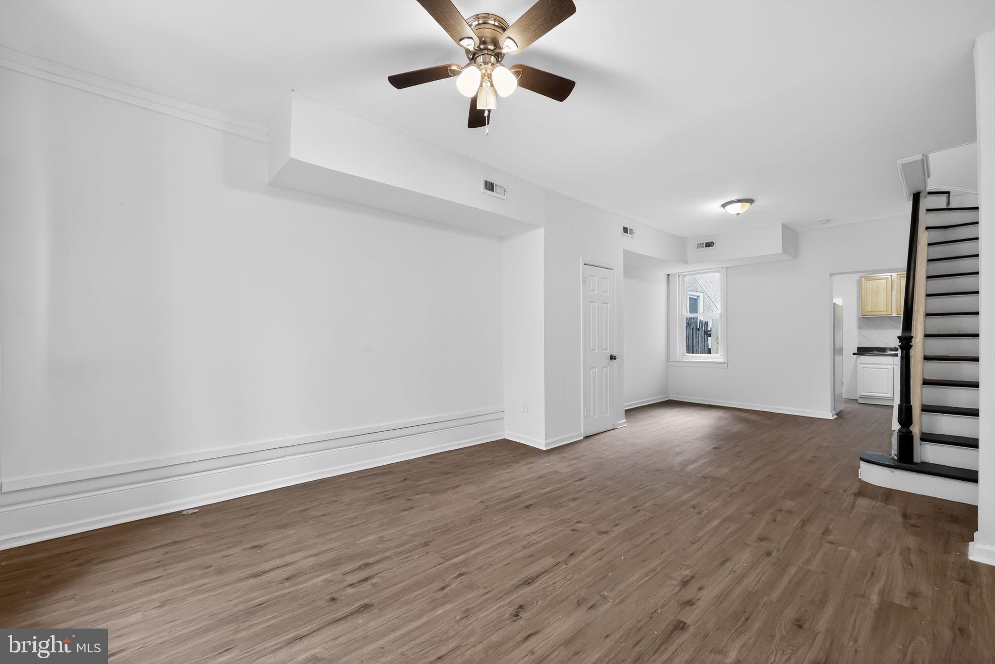 LUDLOW - Residential