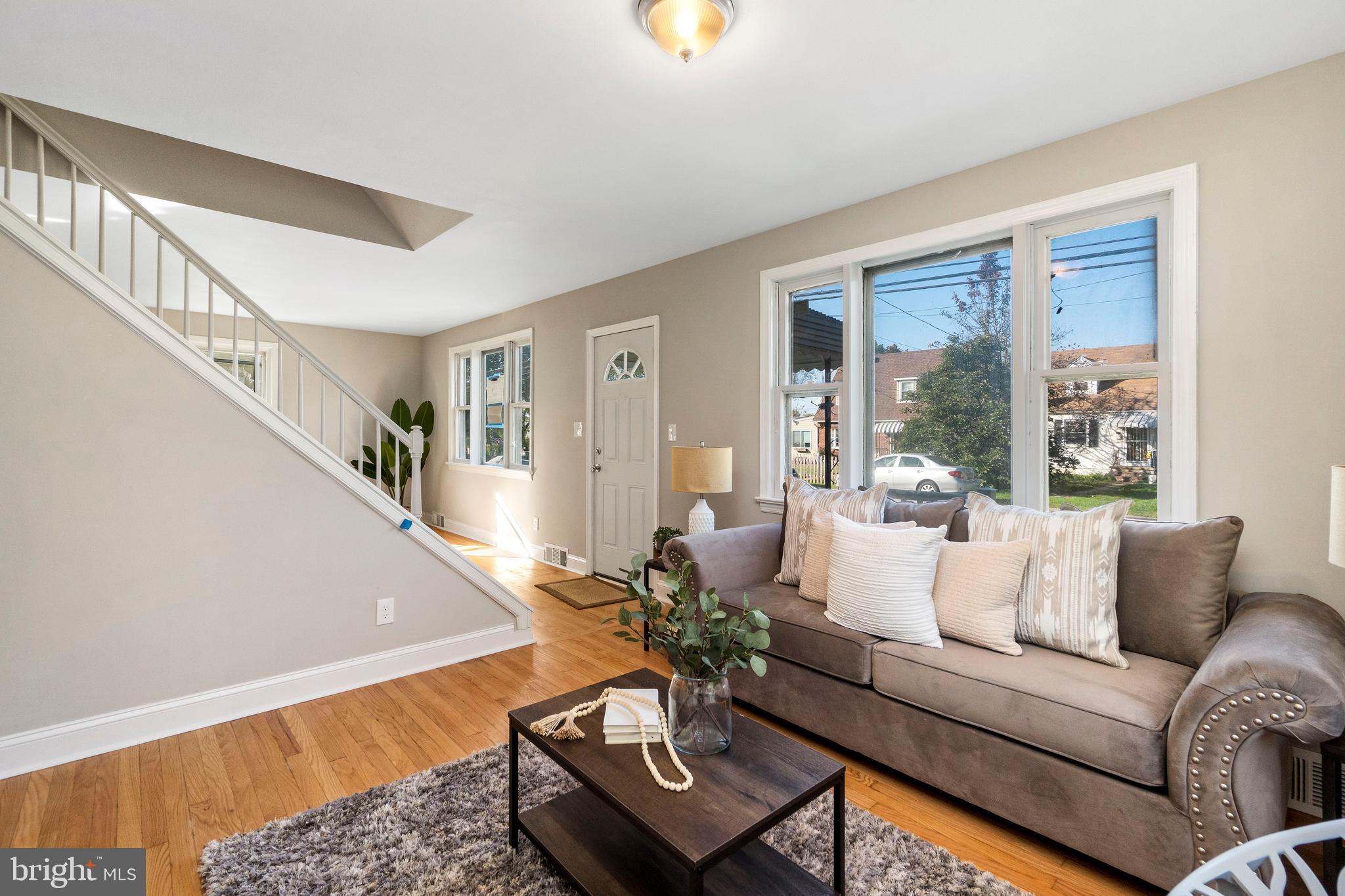 HILLCREST - Residential