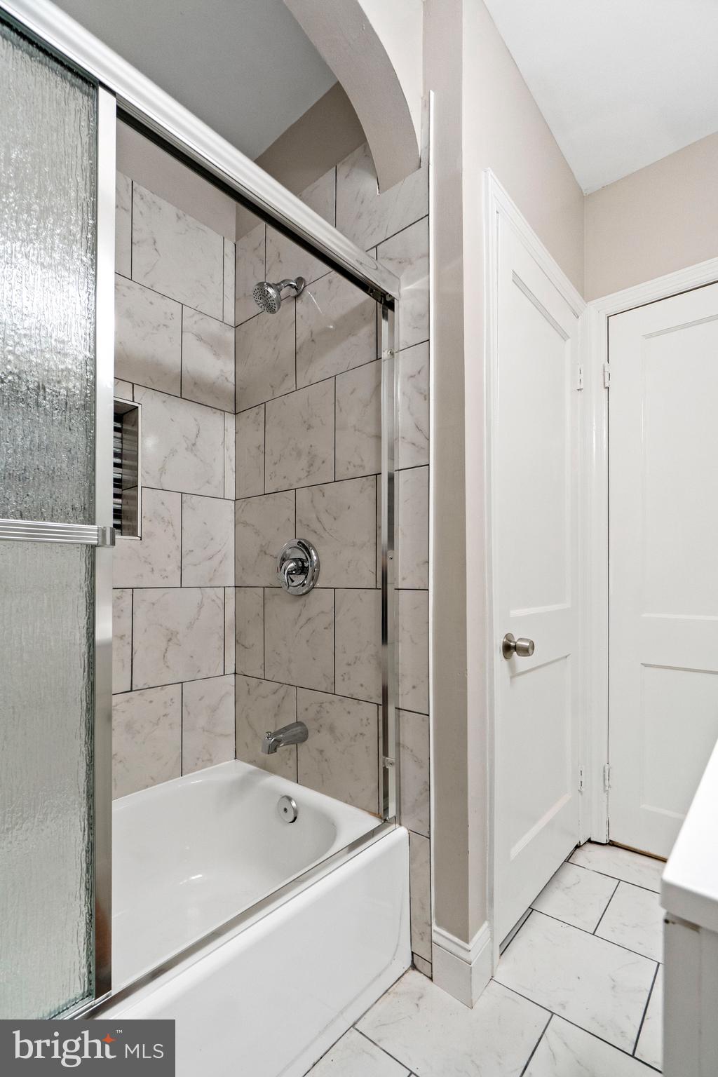 HILLCREST - Residential