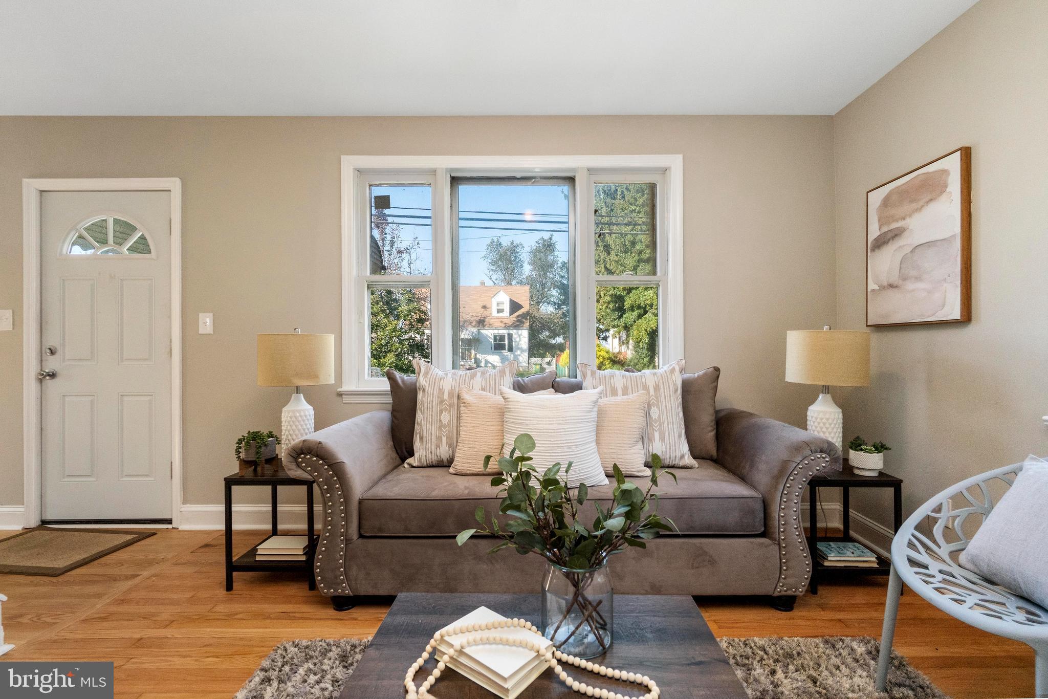 HILLCREST - Residential