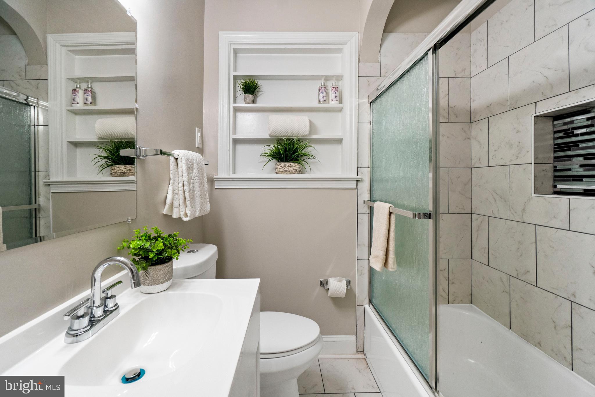 HILLCREST - Residential