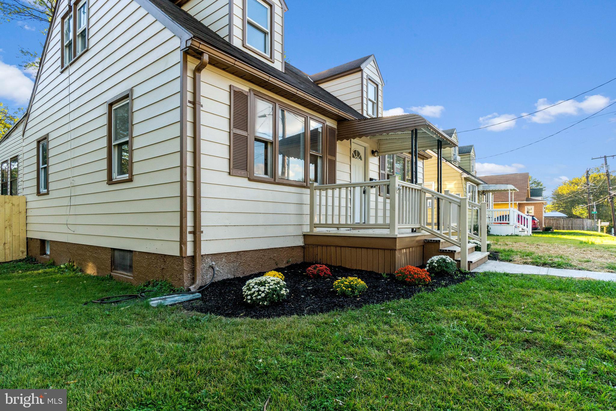 HILLCREST - Residential