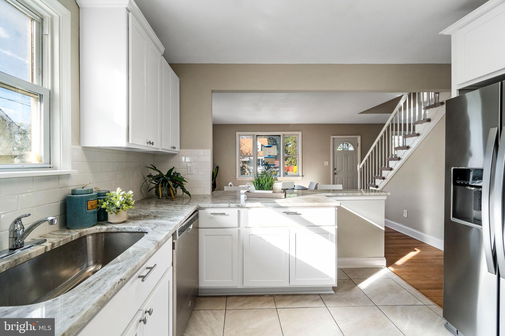 HILLCREST - Residential