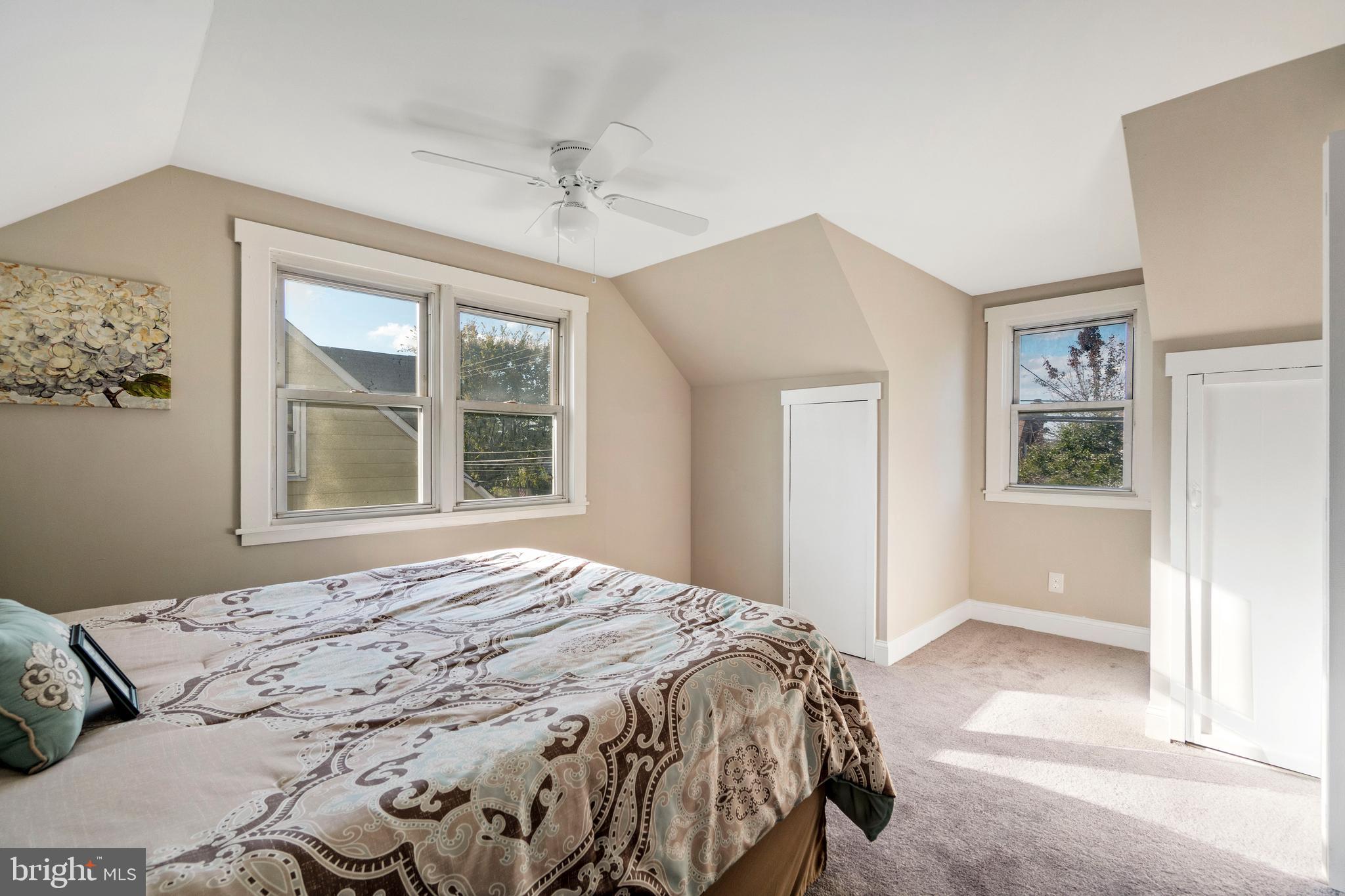 HILLCREST - Residential