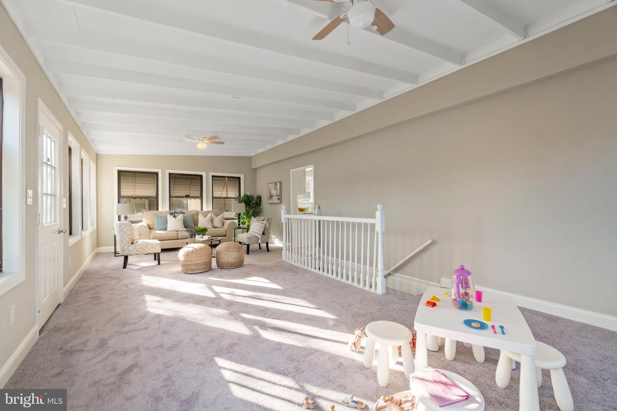 HILLCREST - Residential