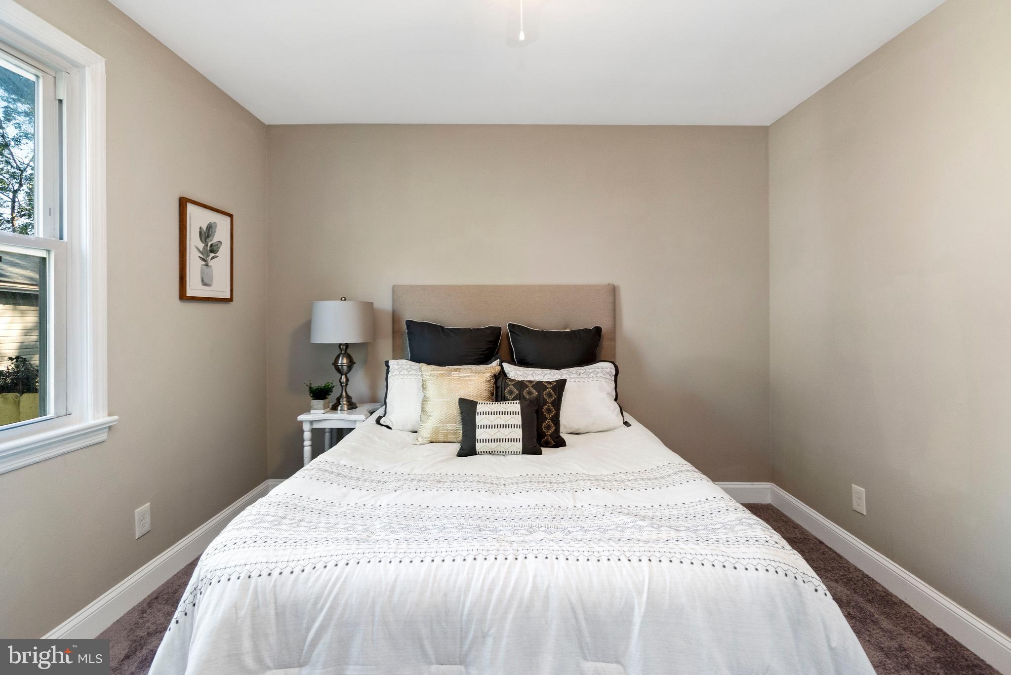 HILLCREST - Residential