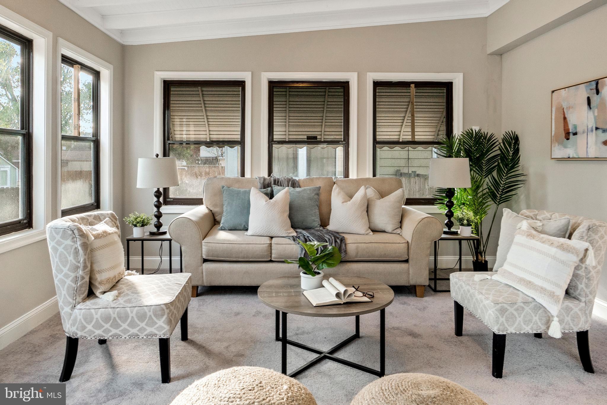 HILLCREST - Residential