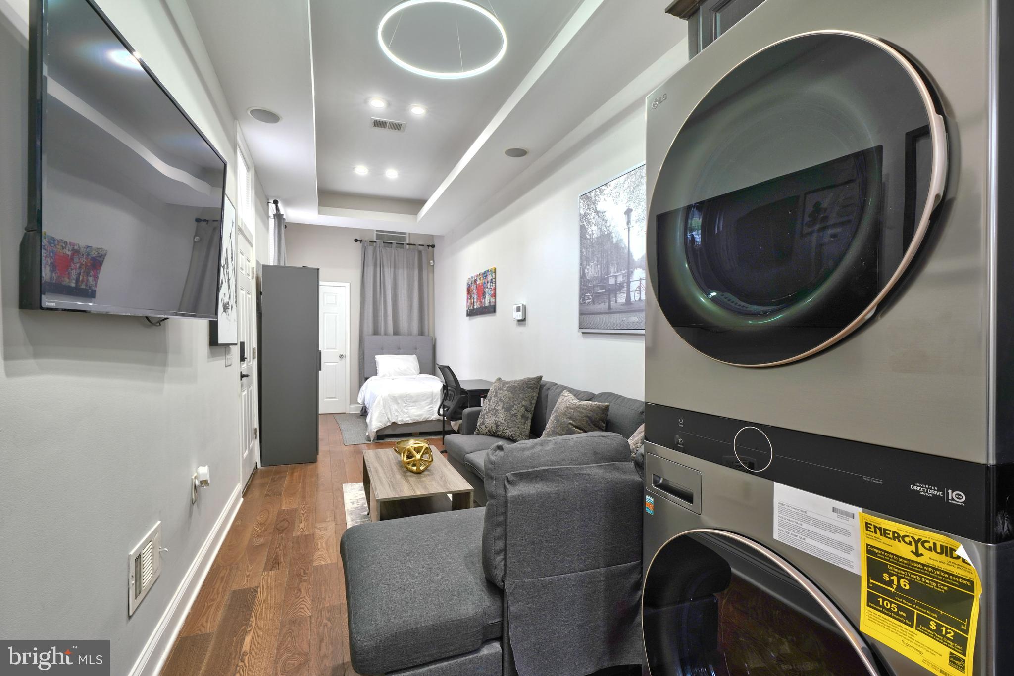 BROADWAY EAST - Residential