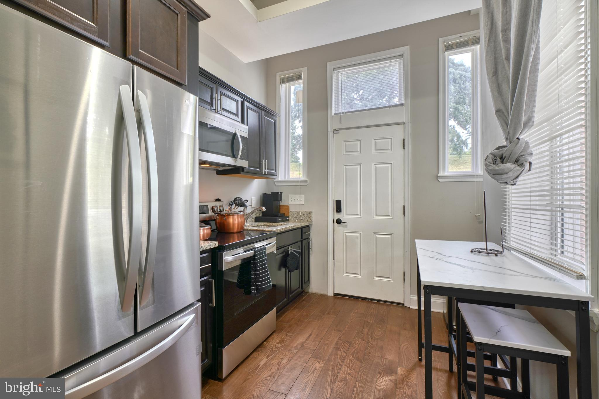 BROADWAY EAST - Residential