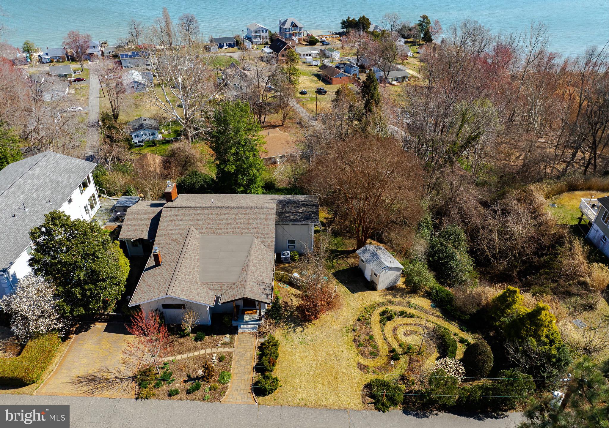 LONG BEACH - Residential