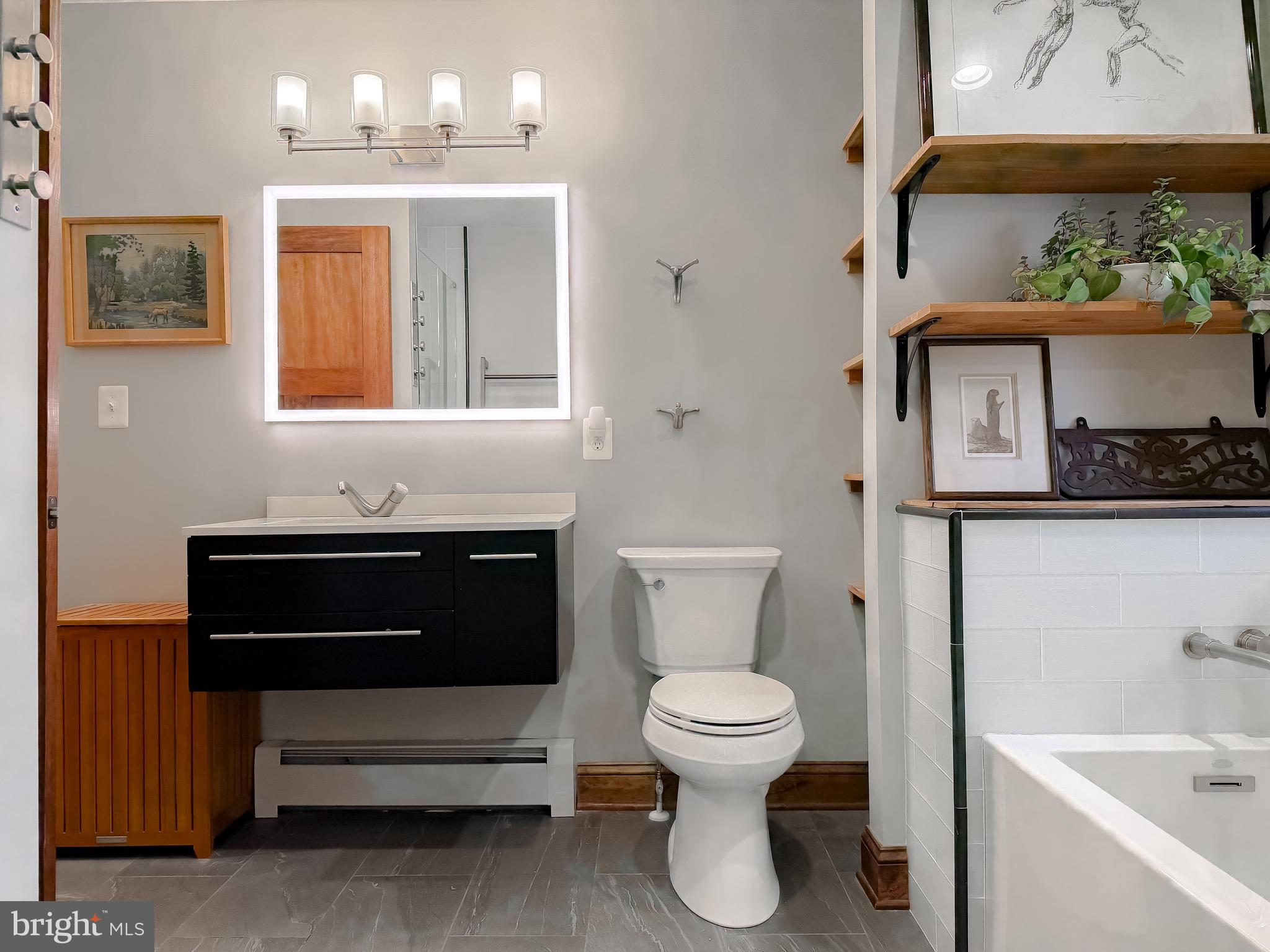 LONG BEACH - Residential