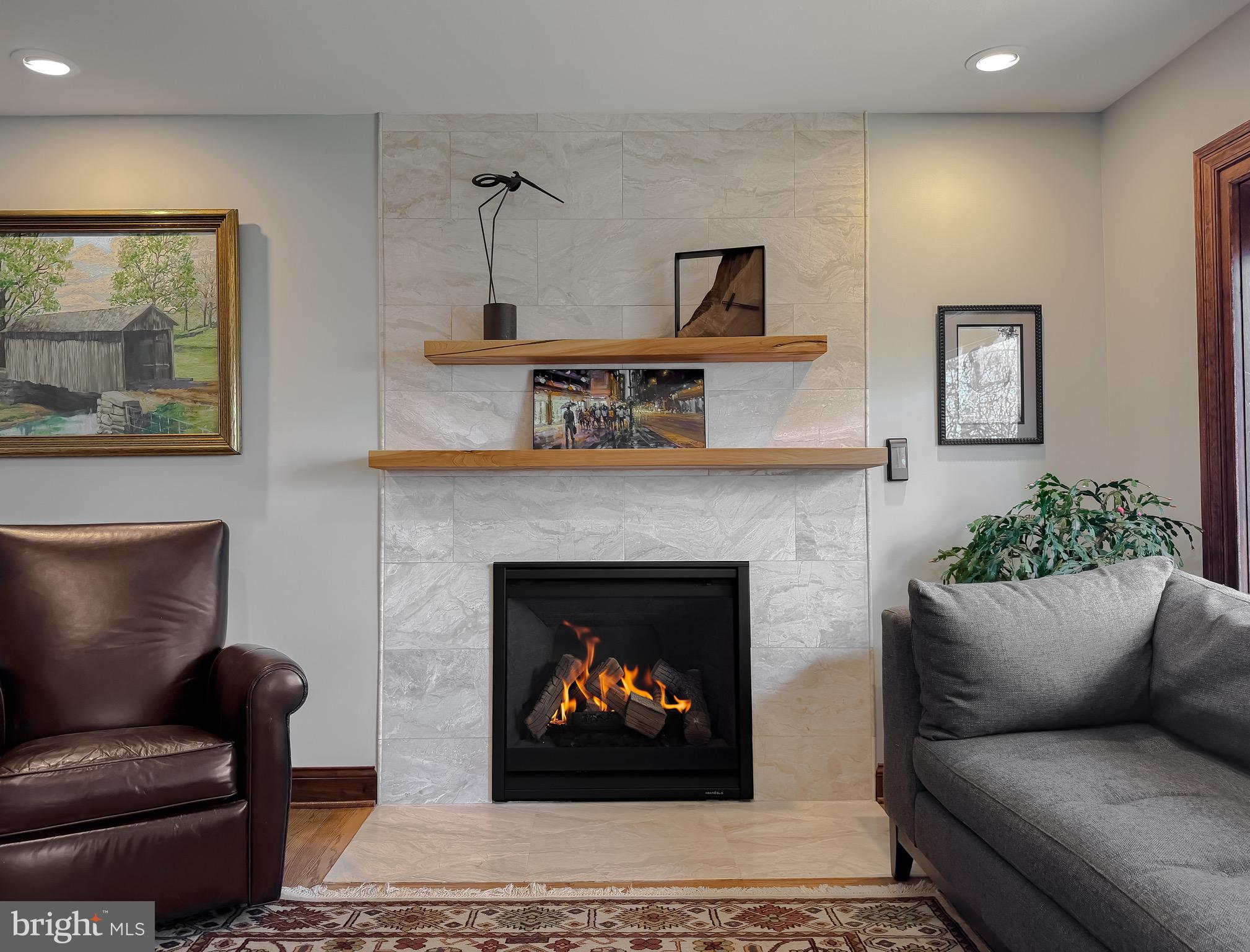 LONG BEACH - Residential