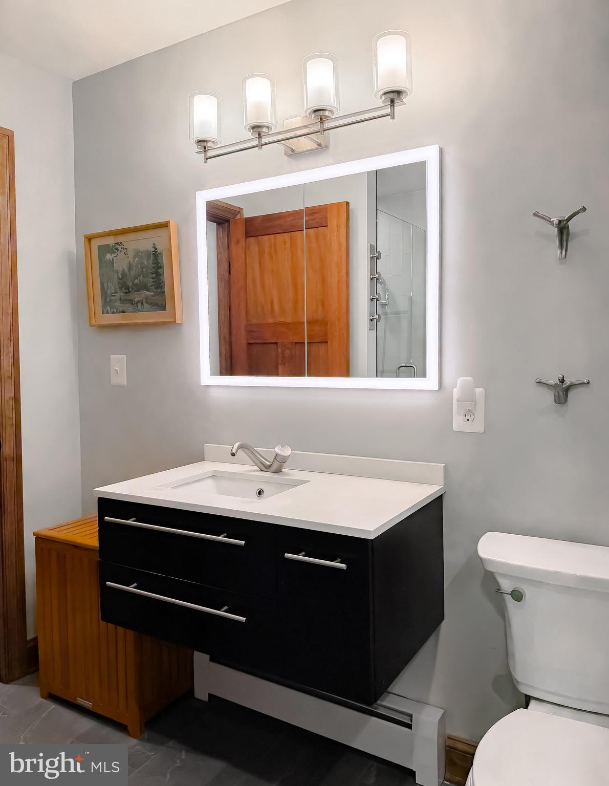 LONG BEACH - Residential