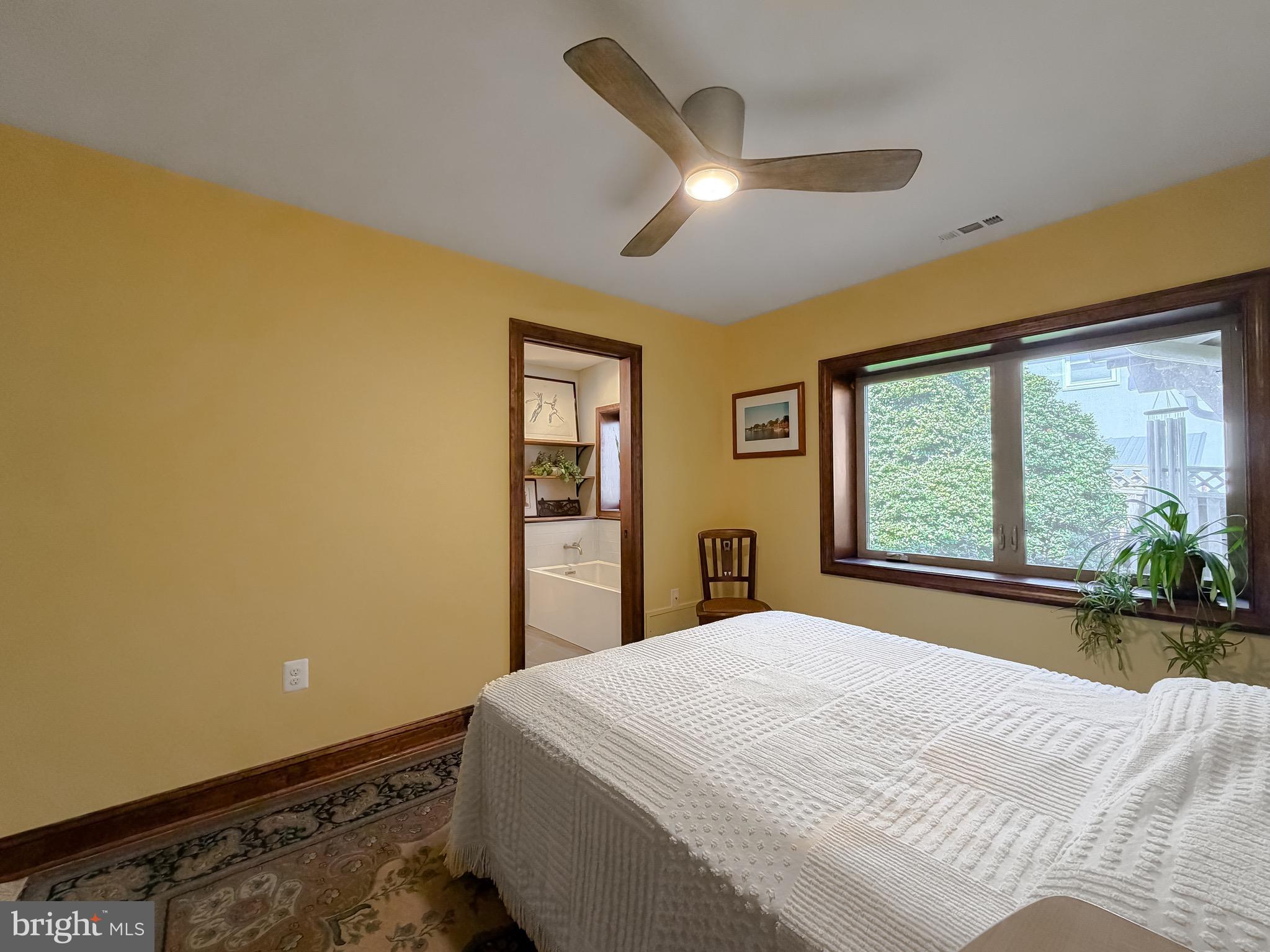 LONG BEACH - Residential