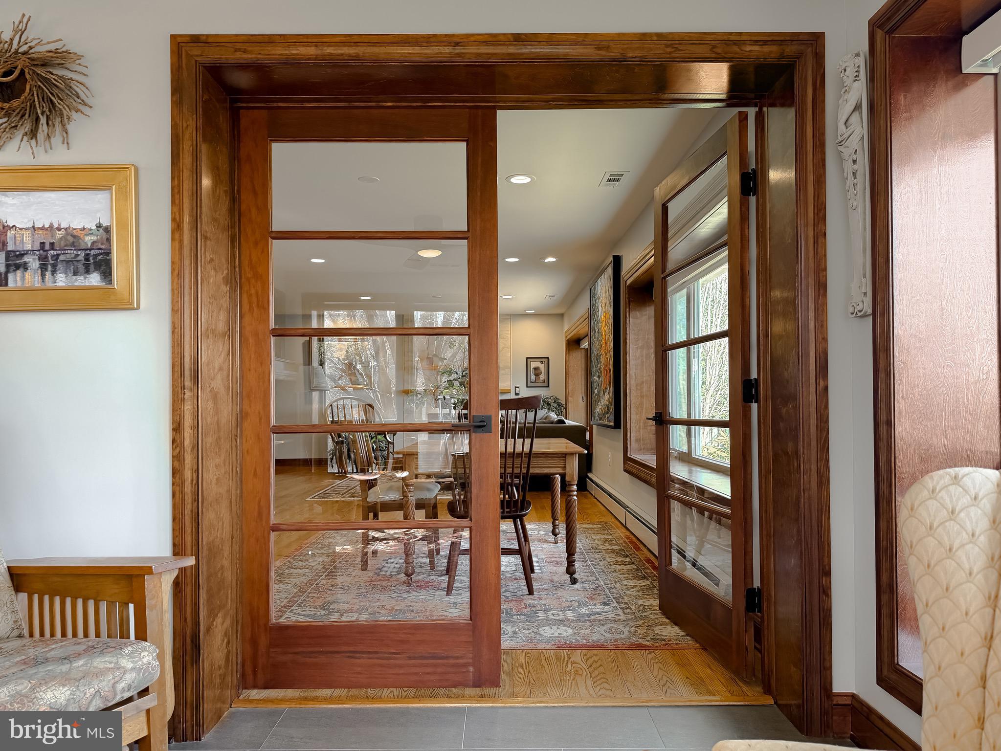 LONG BEACH - Residential