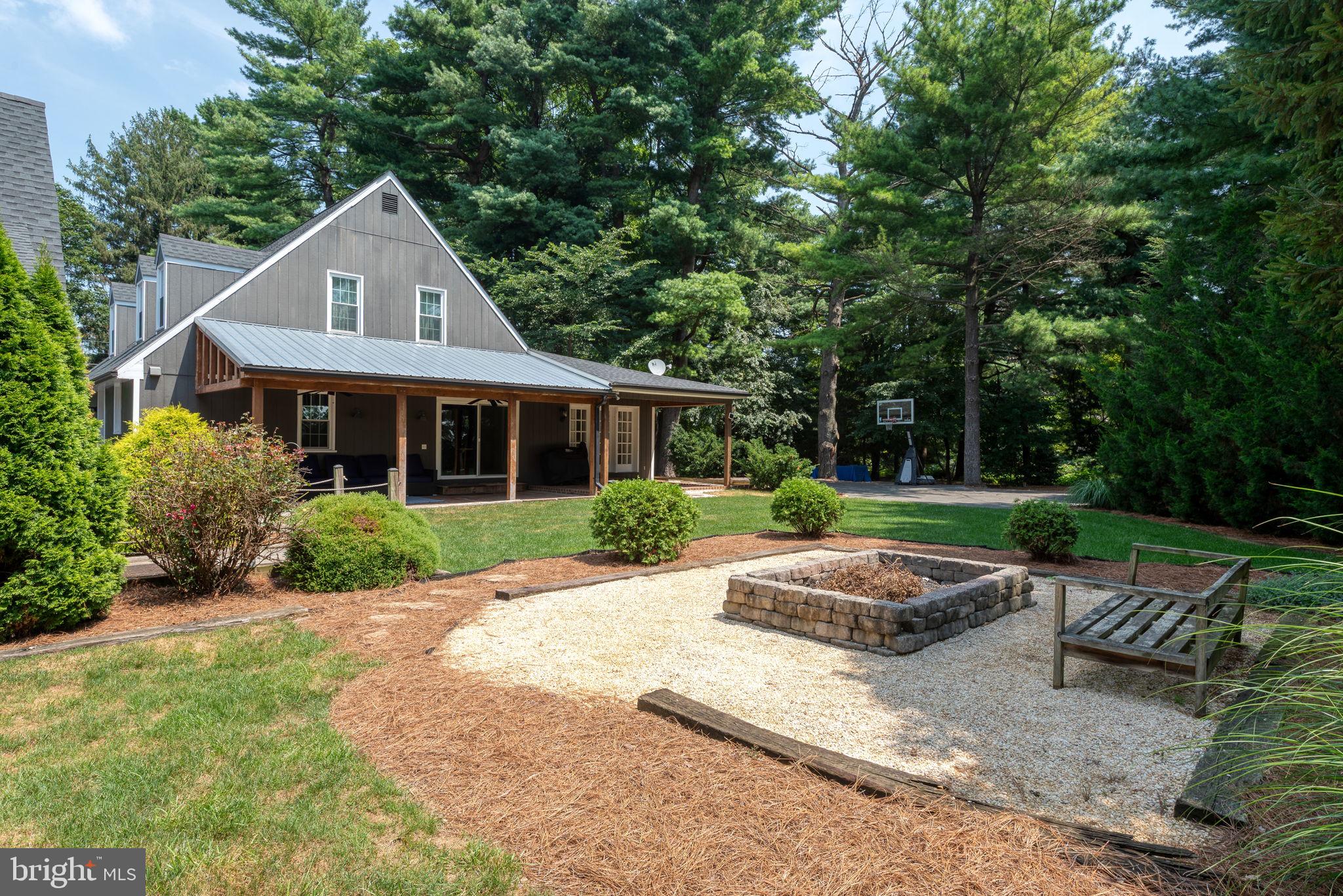 2111 LANDIS VALLEY ROAD