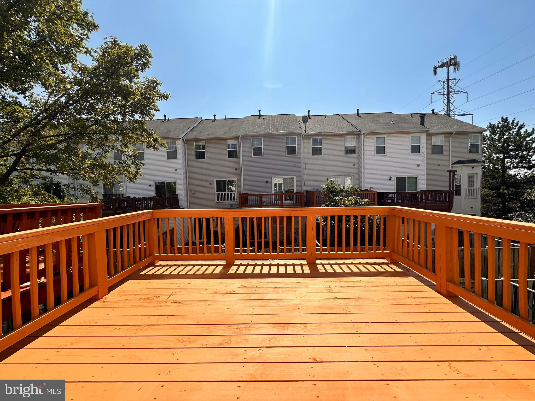 MCNAIR FARMS LANDBAY - Residential Lease