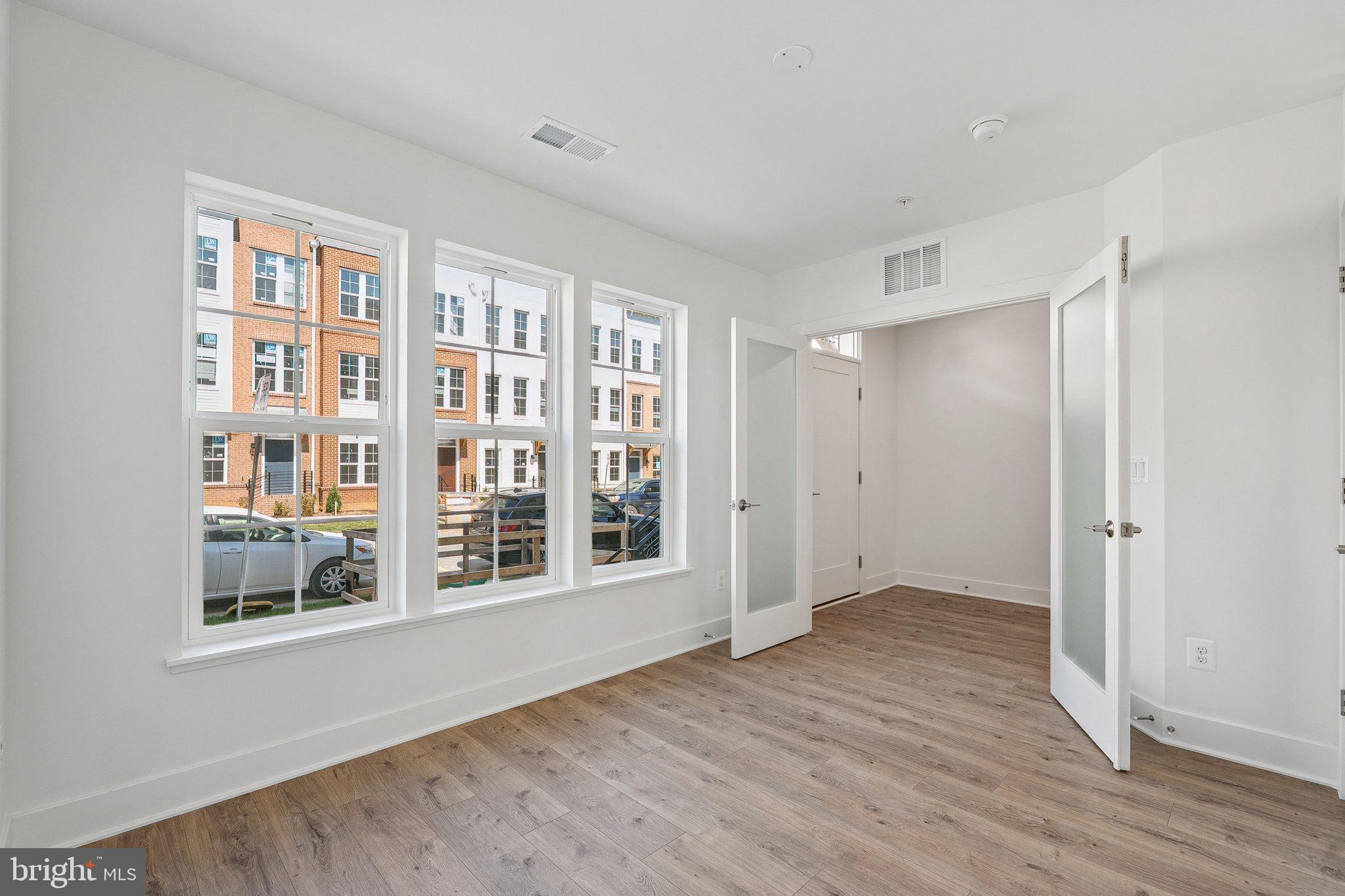 KING FARM - Residential