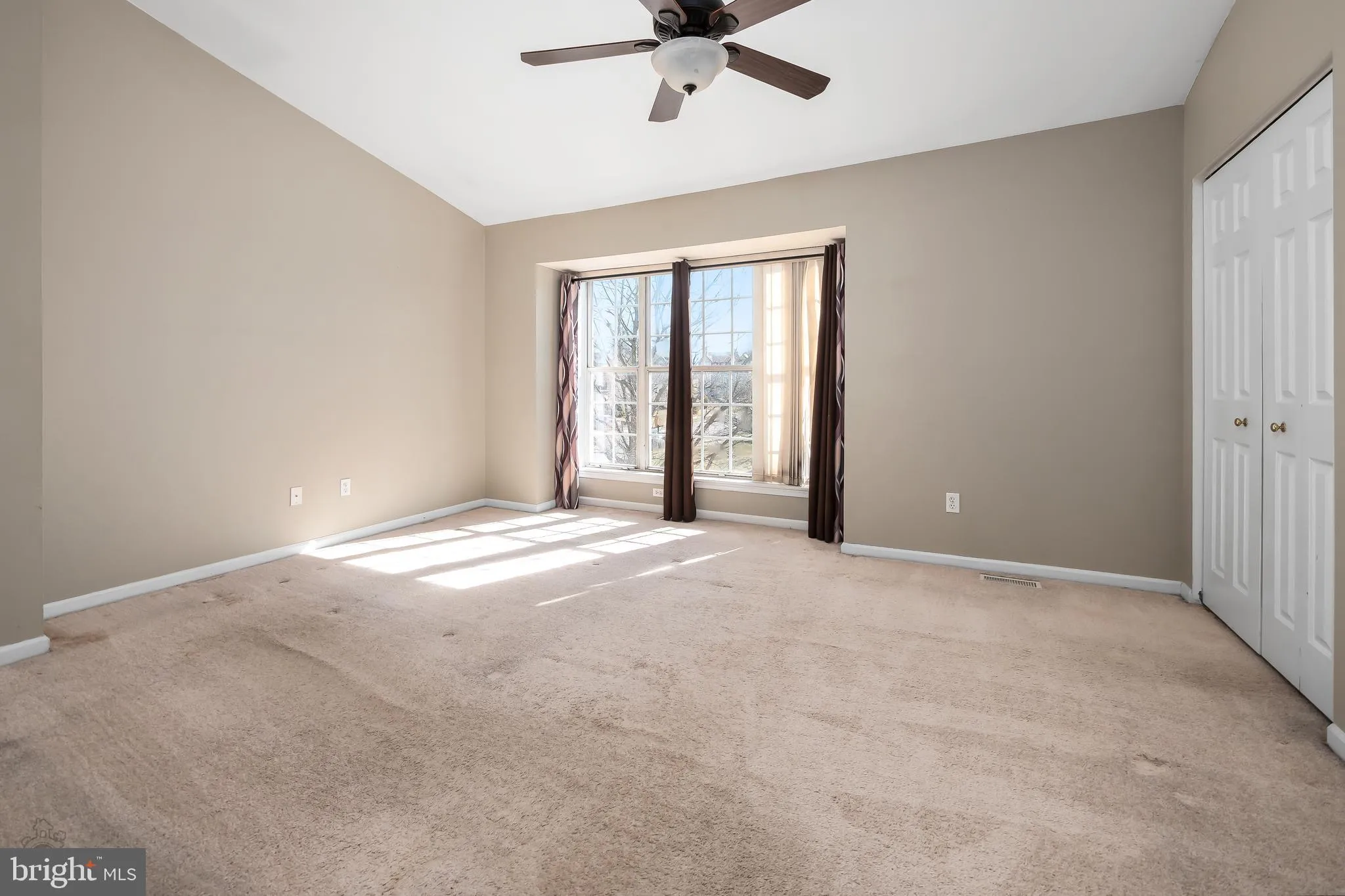 Bethlehem, Pennsylvania 18017, United States, 3 Bedrooms Bedrooms, ,3 BathroomsBathrooms,Residential,Active,95441