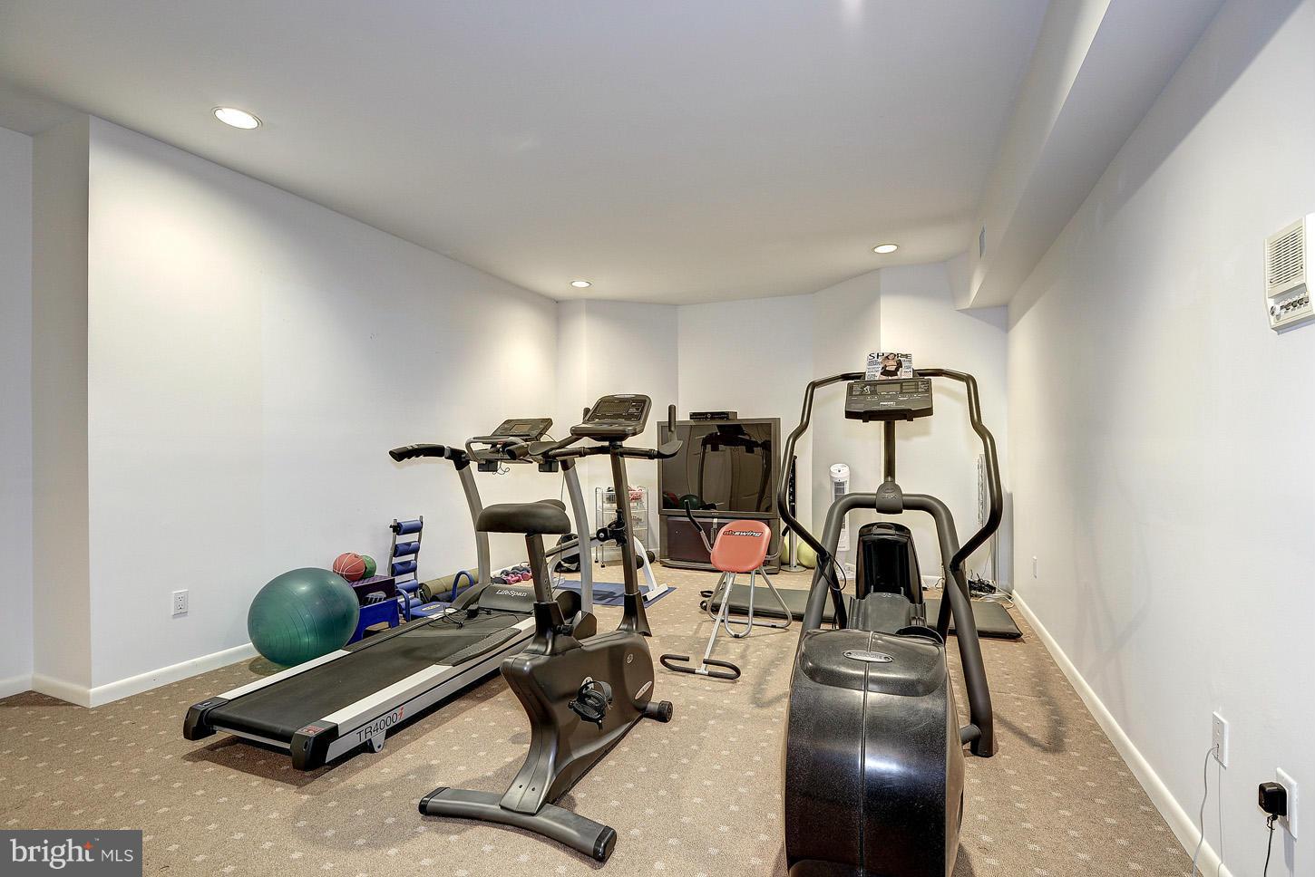 KEDLESTON - Residential