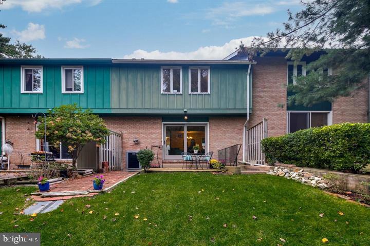 VILLAGE OF WILDE LAKE - Residential Lease