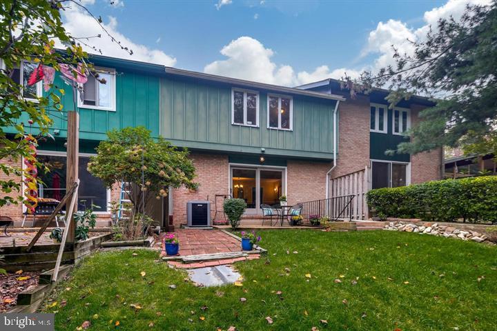 VILLAGE OF WILDE LAKE - Residential Lease