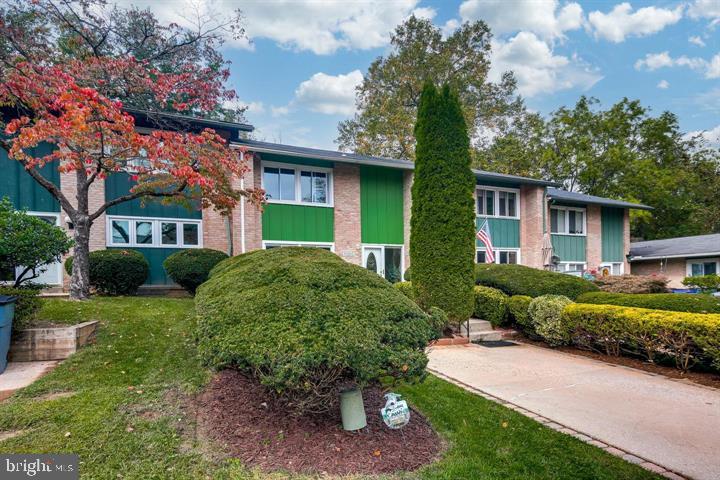 VILLAGE OF WILDE LAKE - Residential Lease