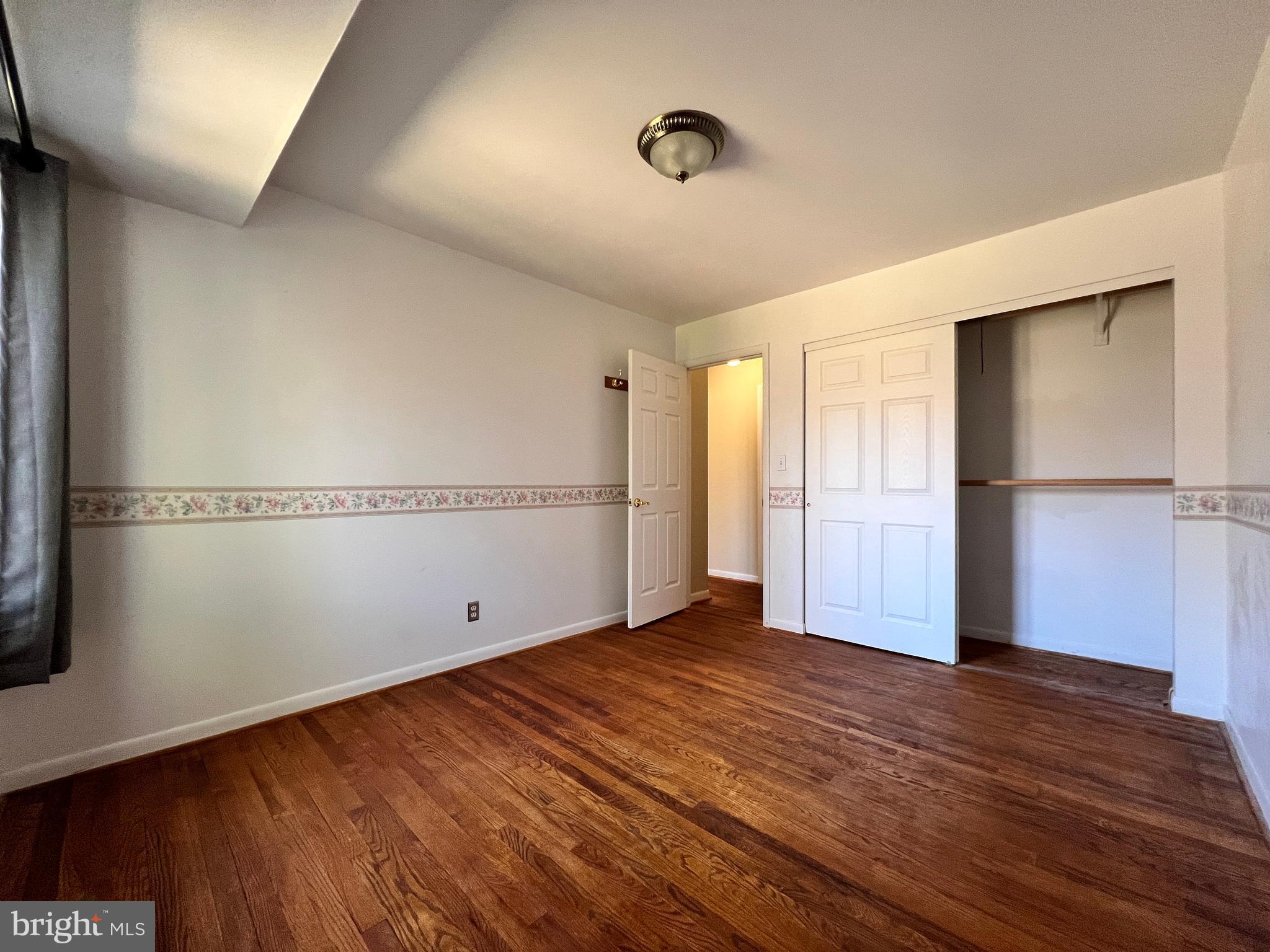 VILLAGE OF WILDE LAKE - Residential Lease