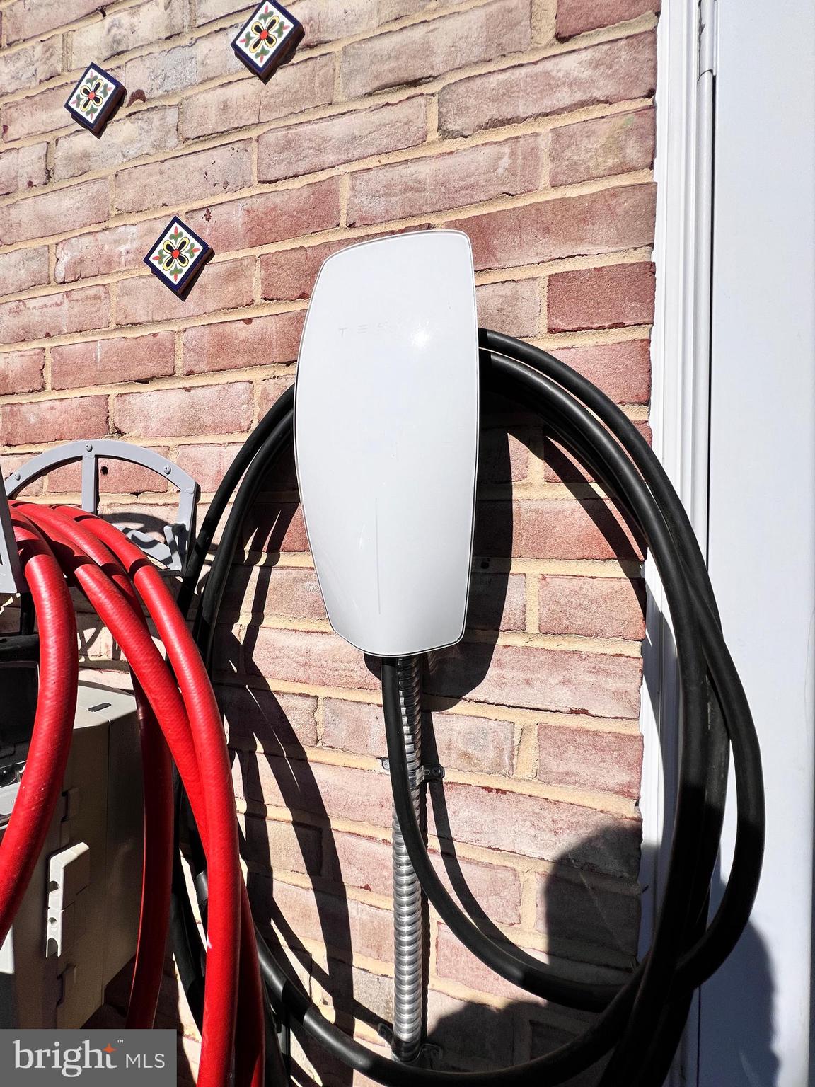 VILLAGE OF WILDE LAKE - Residential Lease